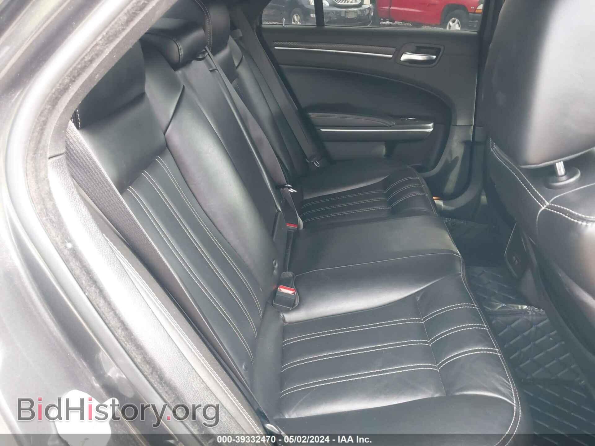 2019 CHRYSLER 300 - VIN: 2C3CCAGG6KH648457 - Фото 8