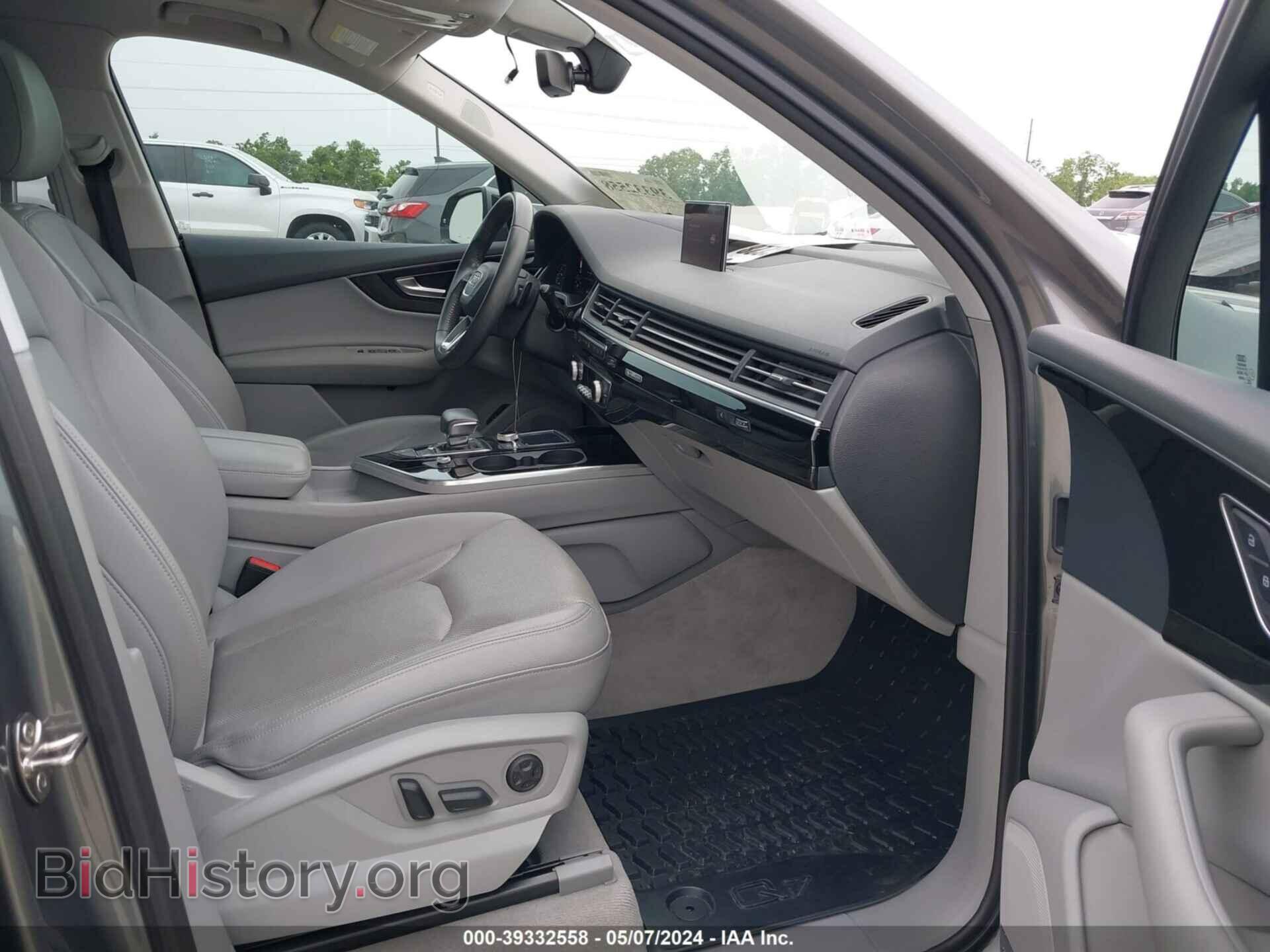2018 AUDI Q7 - VIN: WA1VAAF76JD018715 - Фото 5