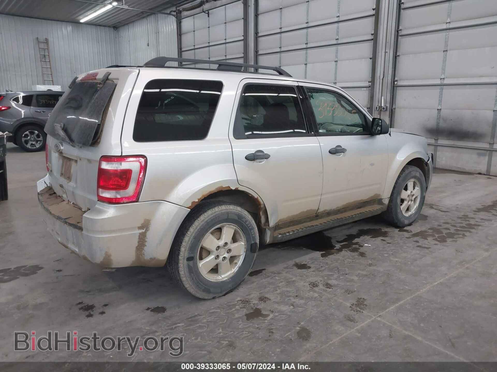 2011 FORD ESCAPE - VIN: 1FMCU9D78BKA33747 - Фото 4