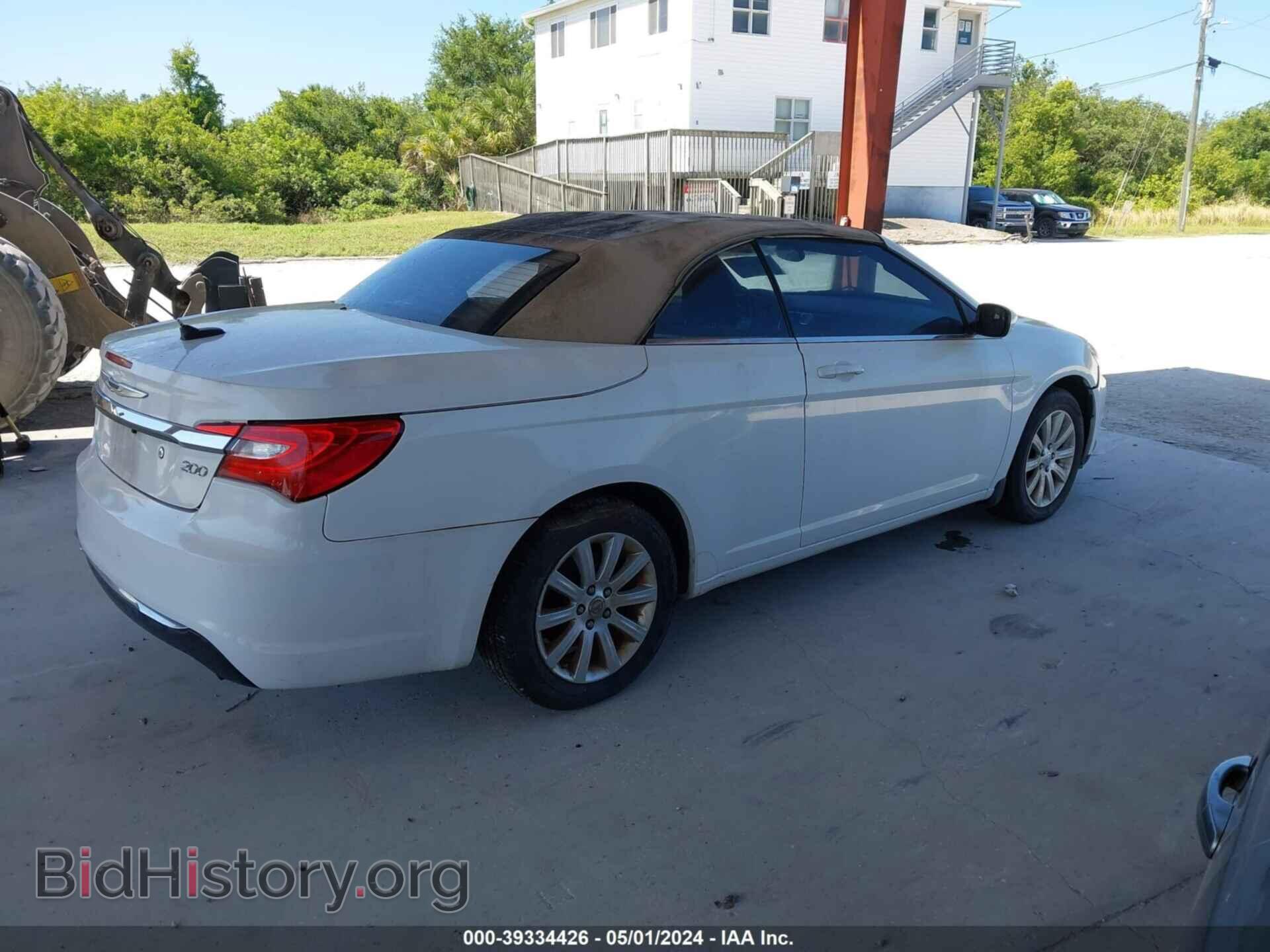 2013 CHRYSLER 200 - VIN: 1C3BCBEB9DN526890 - Фото 4