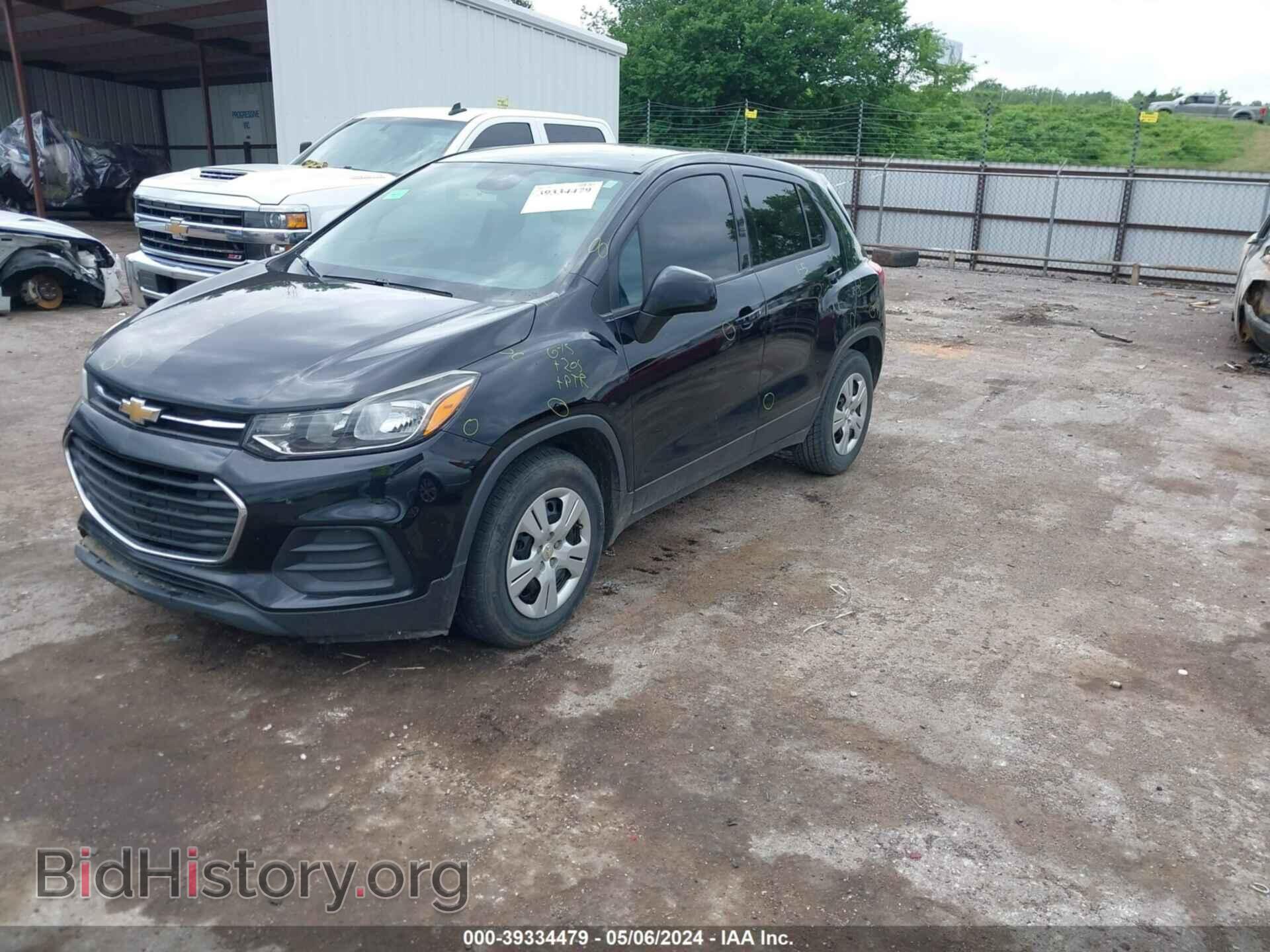 2017 CHEVROLET TRAX - VIN: 3GNCJKSB3HL278479 - Photo 2