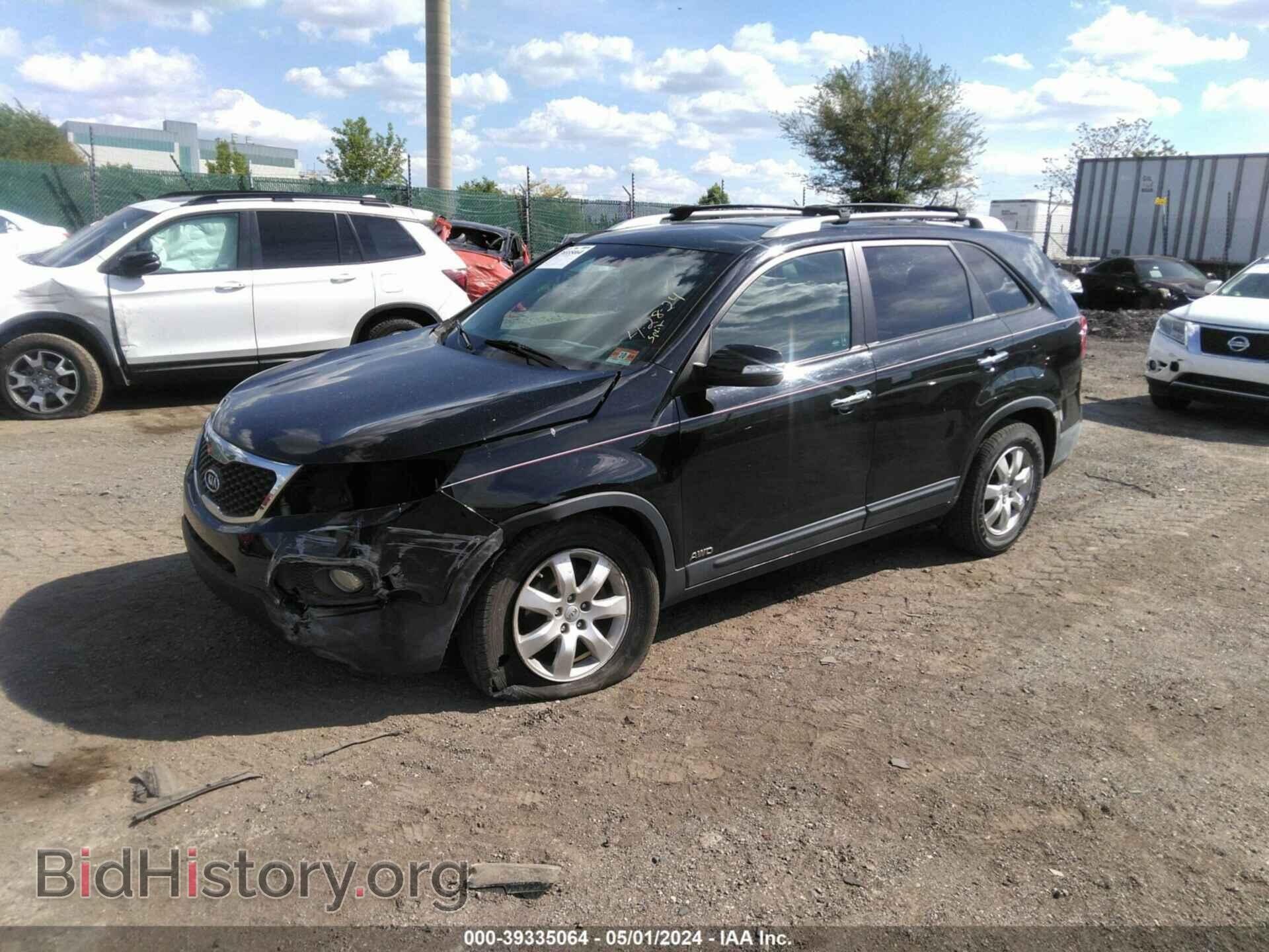 2012 KIA SORENTO - VIN: 5XYKTCA67CG277800 - Фото 2