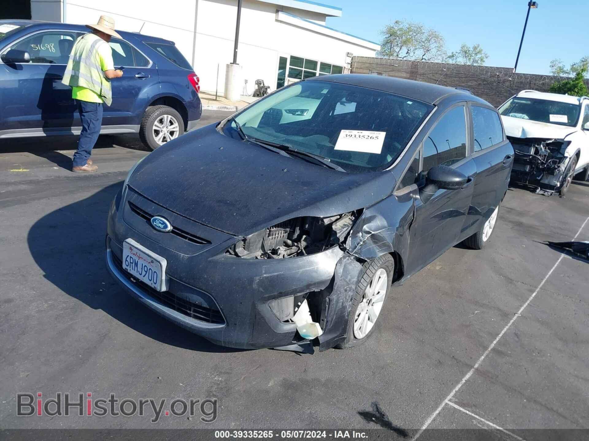 2011 FORD FIESTA - VIN: 3FADP4EJ0BM129884 - Фото 2
