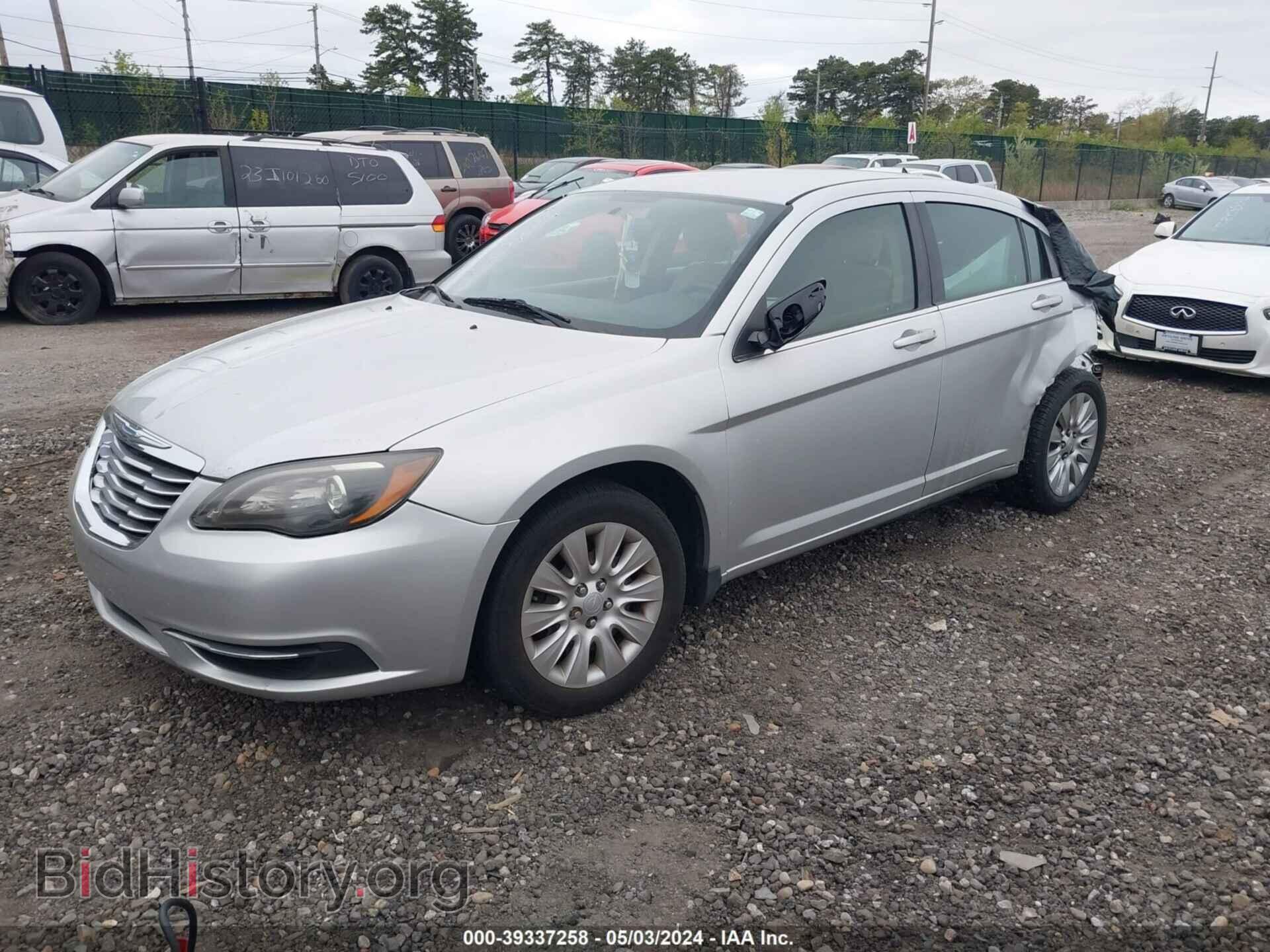 2012 CHRYSLER 200 - VIN: 1C3CCBAB9CN148126 - Фото 2
