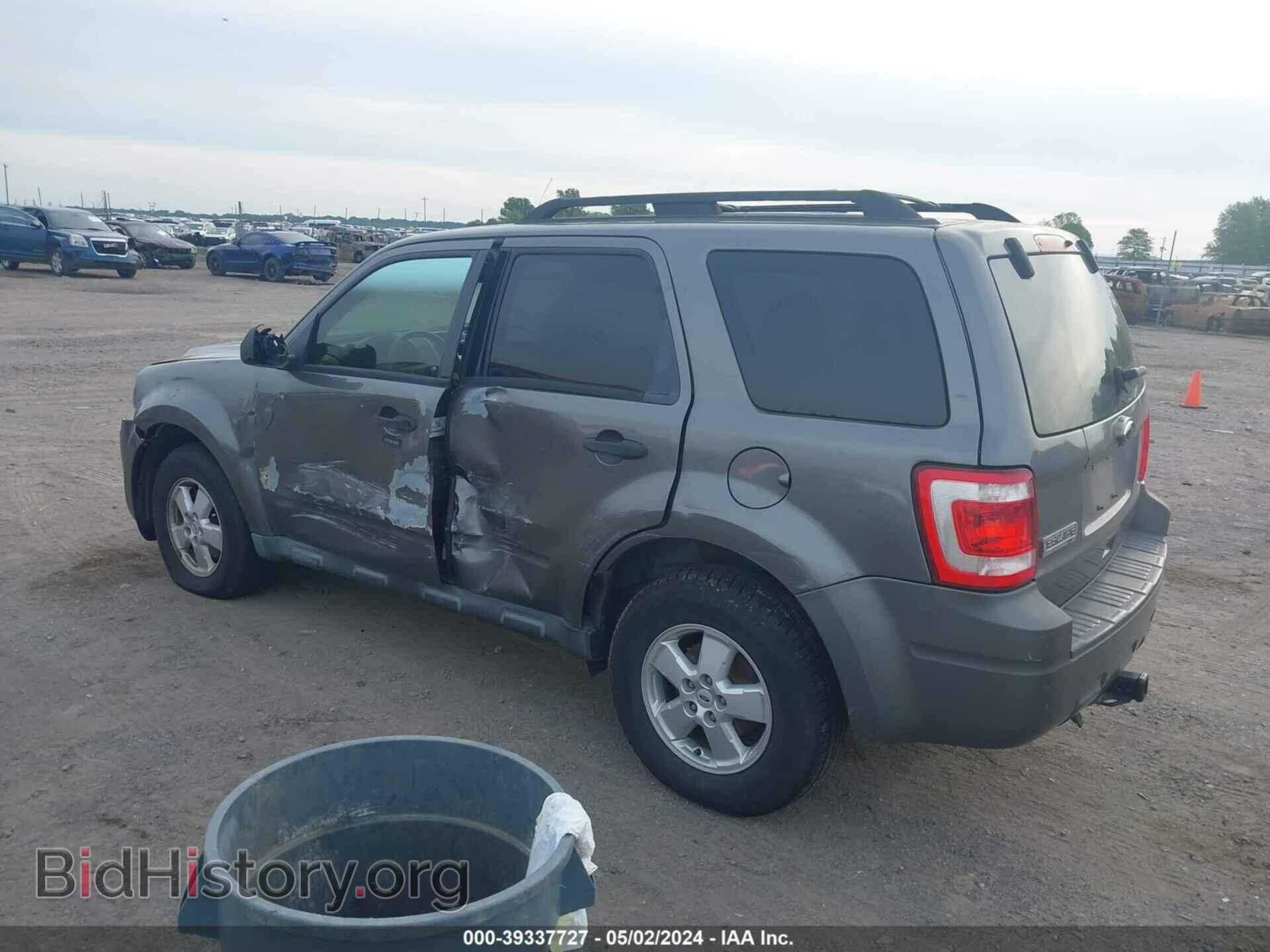 2010 FORD ESCAPE - VIN: 1FMCU0D78AKD39499 - Фото 3