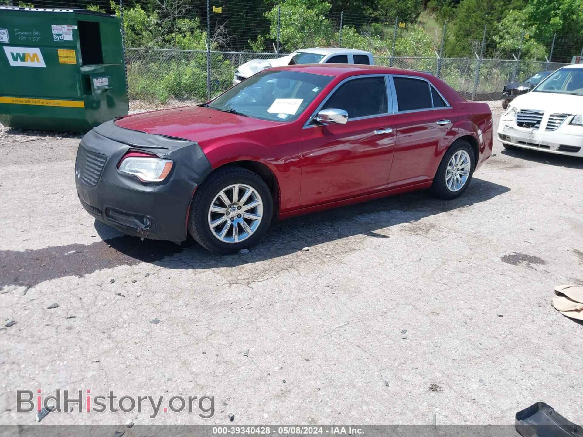 2011 CHRYSLER 300 - VIN: 2C3CA5CG0BH528429 - Фото 2