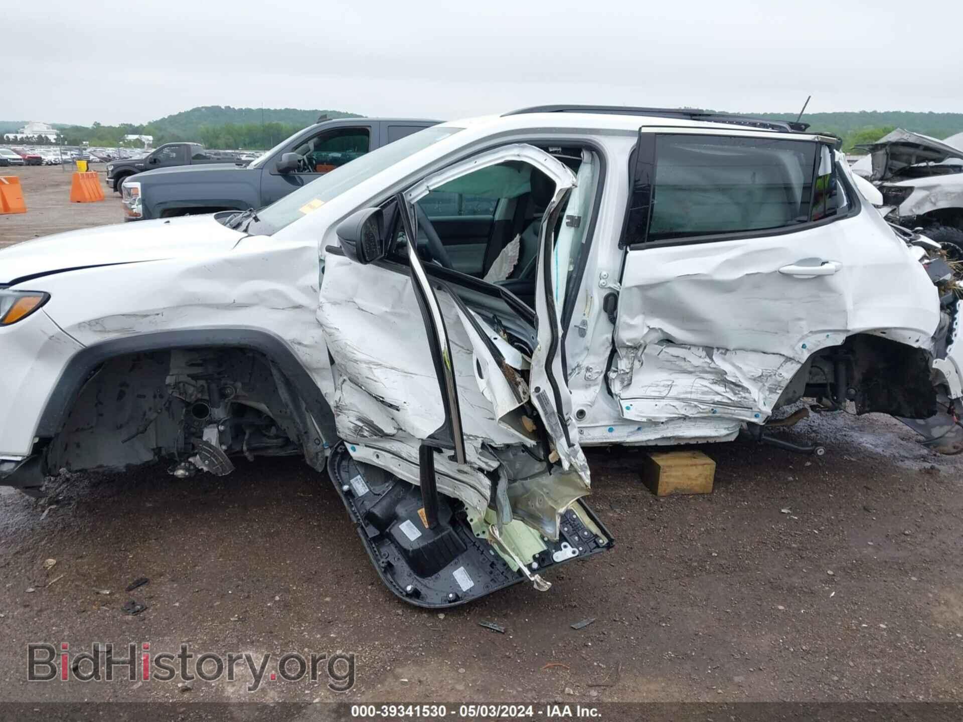 2022 JEEP COMPASS - VIN: 3C4NJDBB0NT143887 - Фото 6