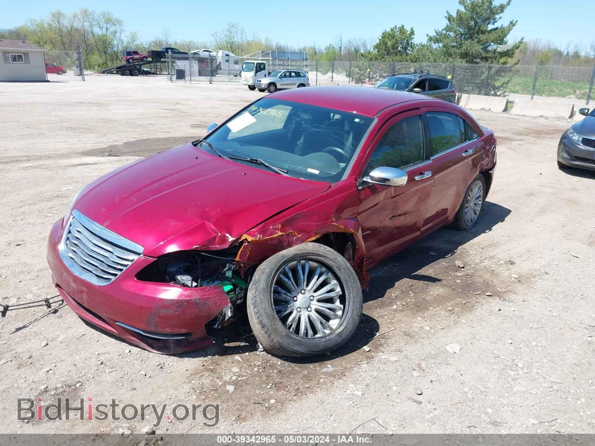 2012 CHRYSLER 200 - VIN: 1C3CCBCB1CN263185 - Фото 2