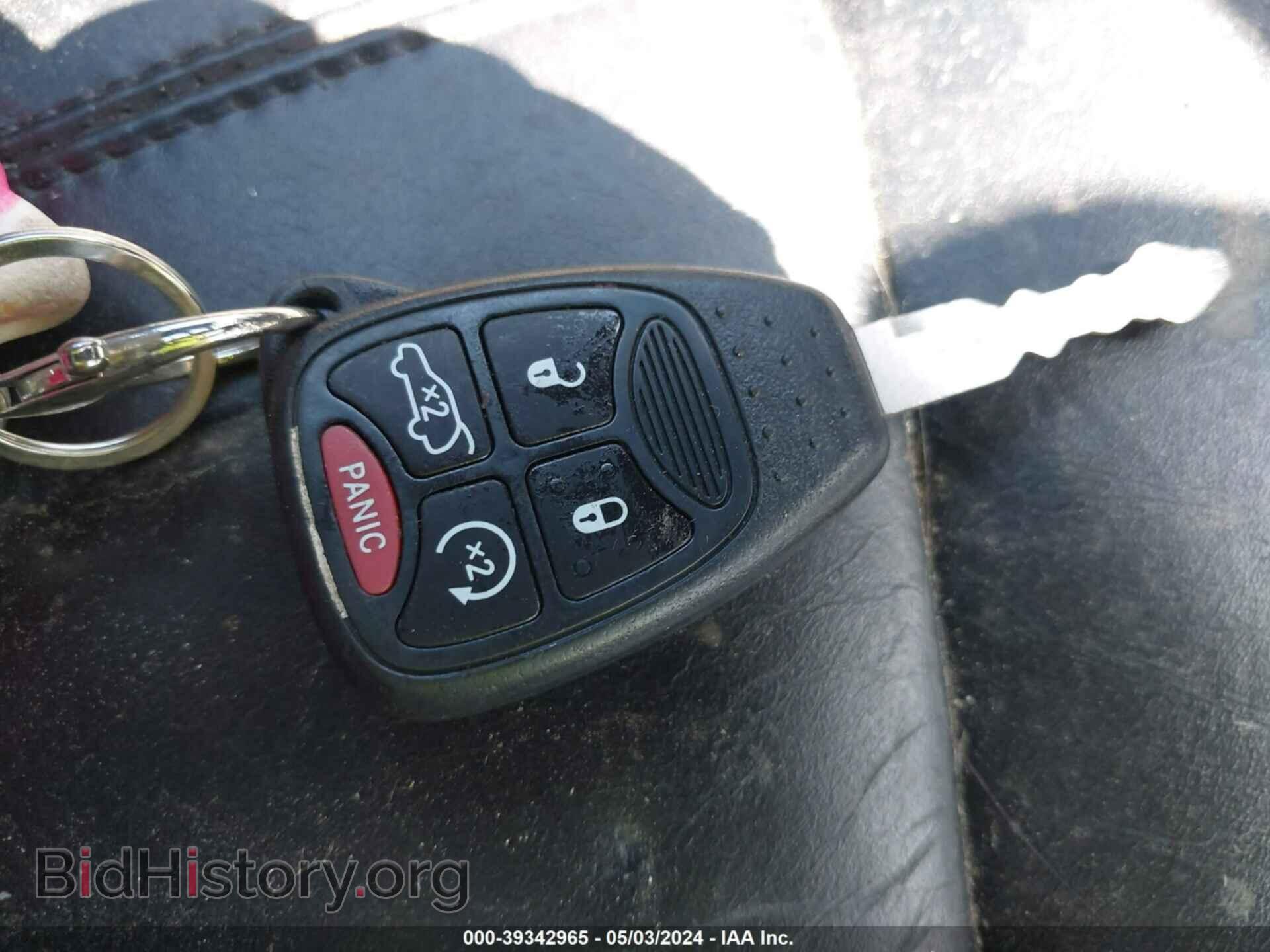 2012 CHRYSLER 200 - VIN: 1C3CCBCB1CN263185 - Фото 11