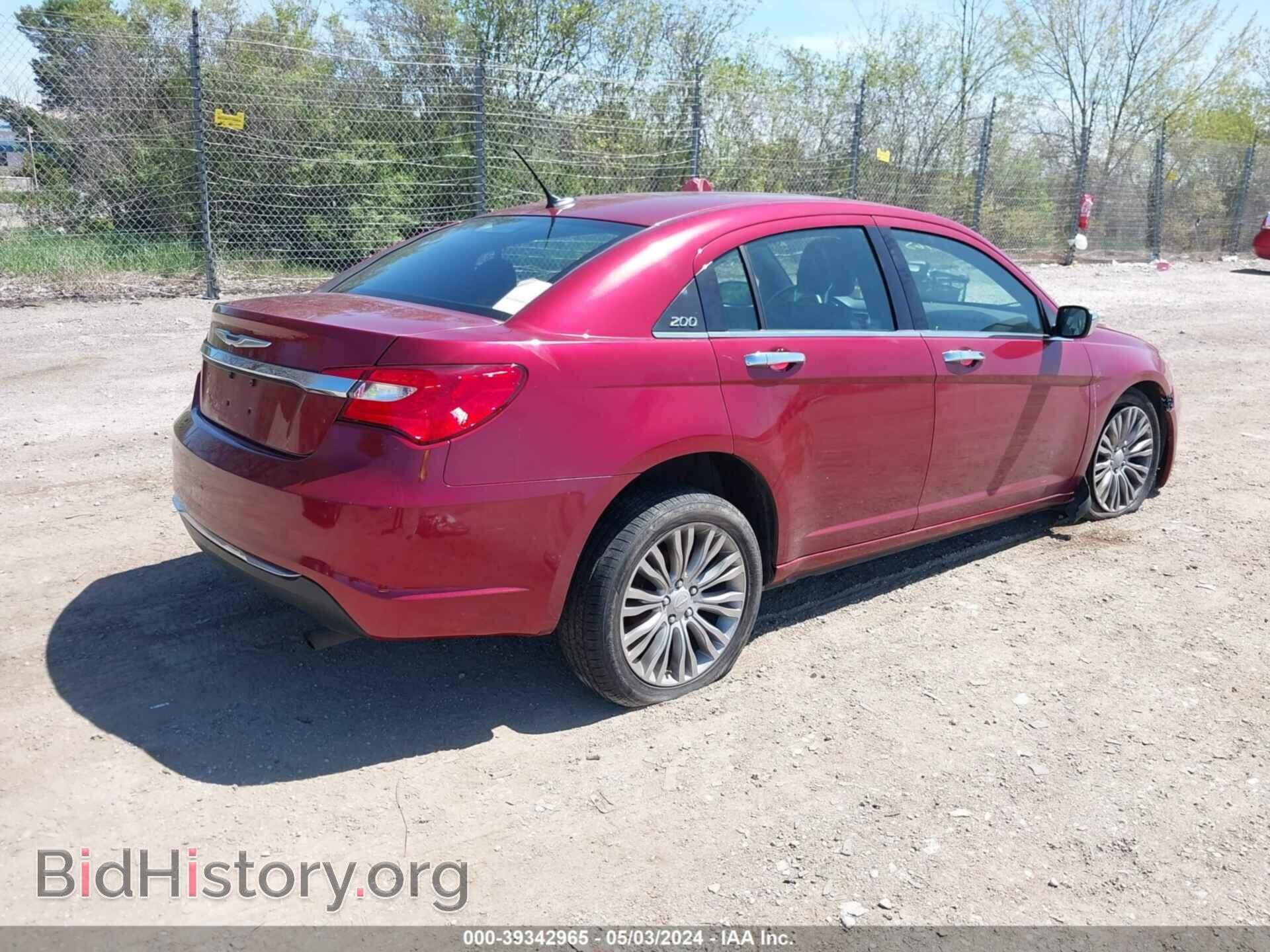 2012 CHRYSLER 200 - VIN: 1C3CCBCB1CN263185 - Фото 4