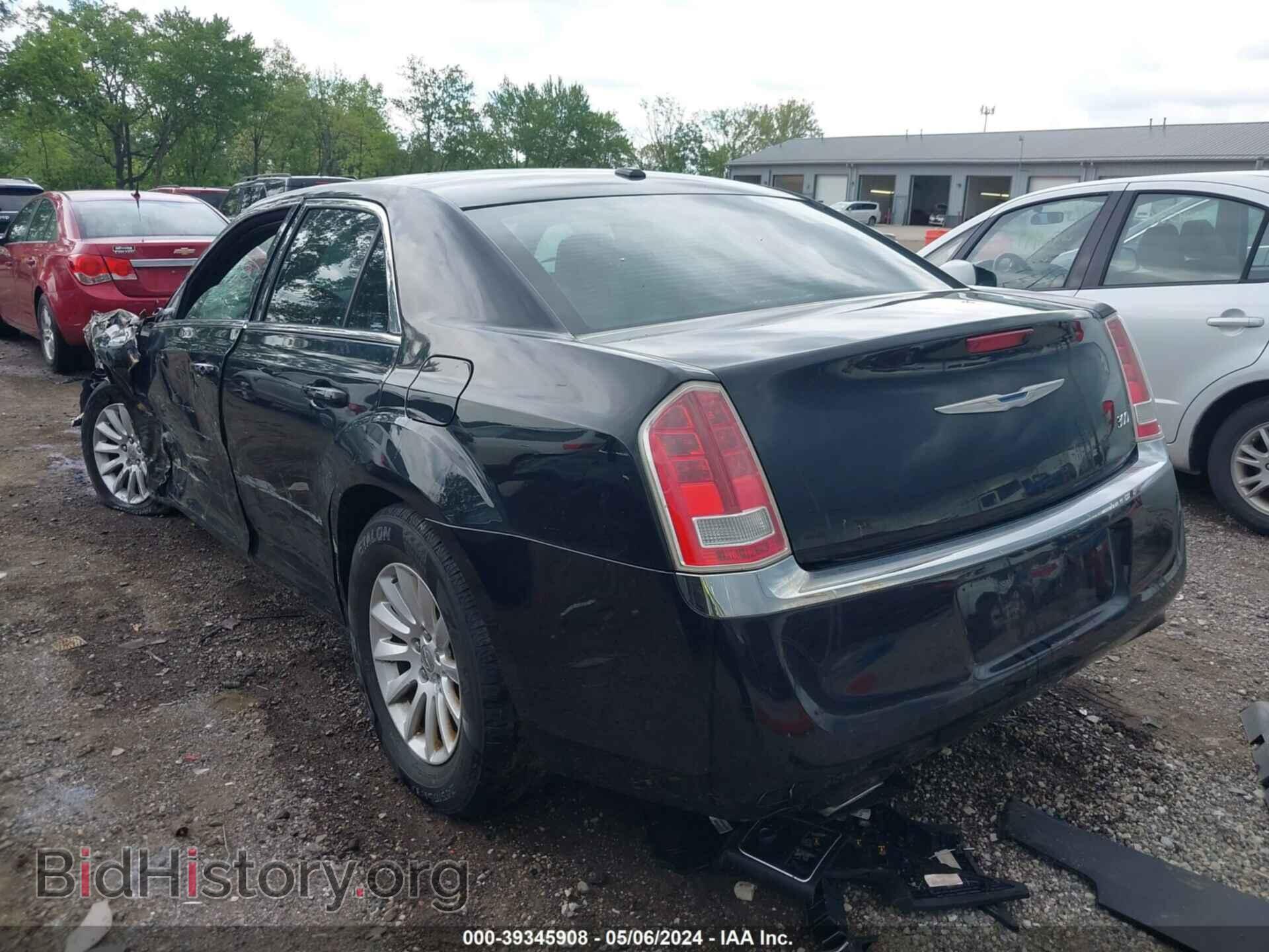 2012 CHRYSLER 300 - VIN: 2C3CCAAG5CH139079 - Фото 3