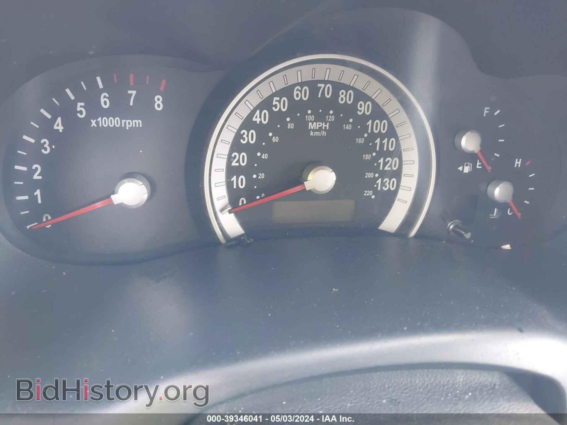2007 HYUNDAI ENTOURAGE - VIN: KNDMC233176043473 - Photo 7