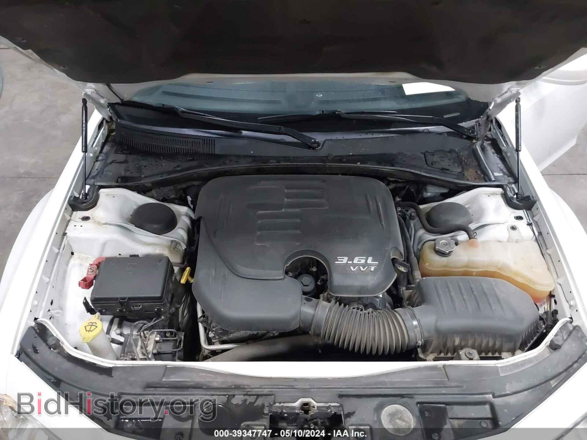 2013 CHRYSLER 300 - VIN: 2C3CCARG0DH585789 - Фото 10