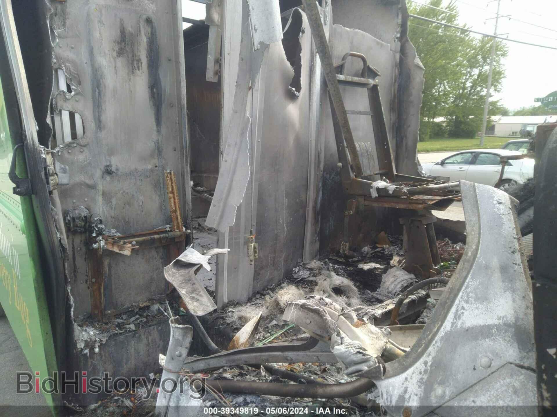 2013 FORD E-350 STRIPPED - VIN: 1FC3E3KL0DDA56199 - Photo 5