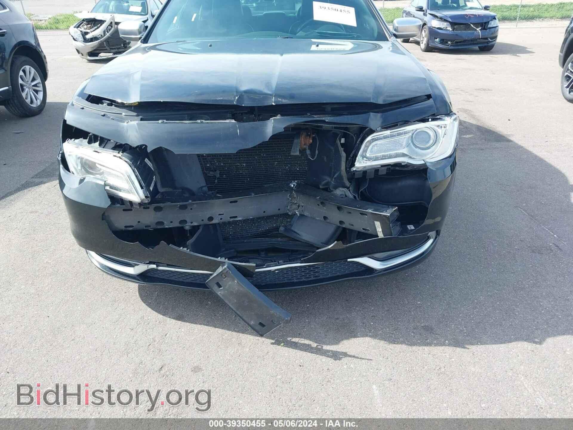 2016 CHRYSLER 300C - VIN: 2C3CCASG3GH124181 - Фото 6