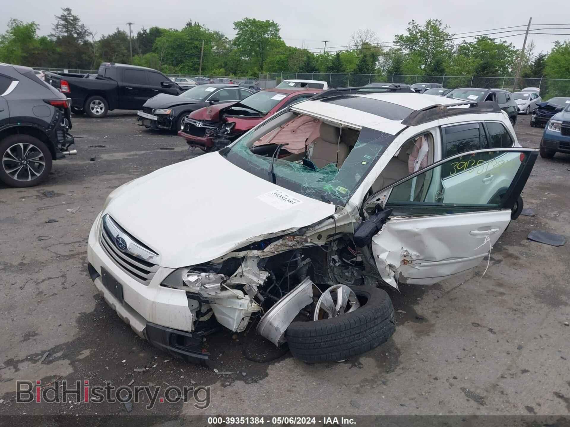2011 SUBARU OUTBACK - VIN: 4S4BRBKC0B3446101 - Фото 2