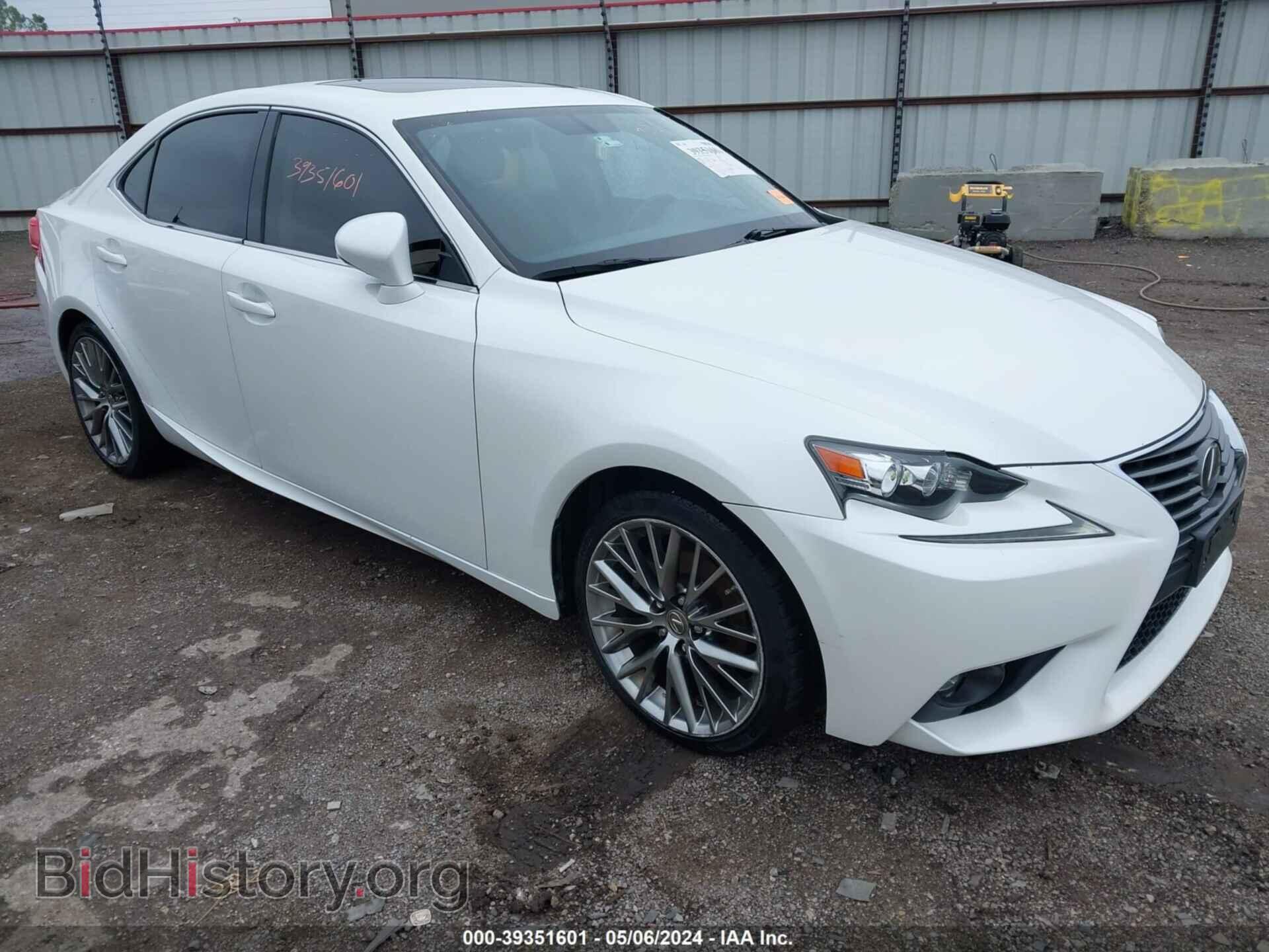 Фотография JTHCF1D20F5018876 - LEXUS IS 250 2015