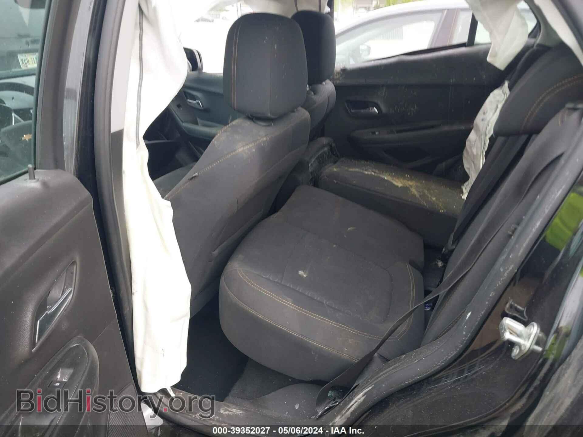 2018 CHEVROLET TRAX - VIN: 3GNCJKSB2JL410699 - Фото 8