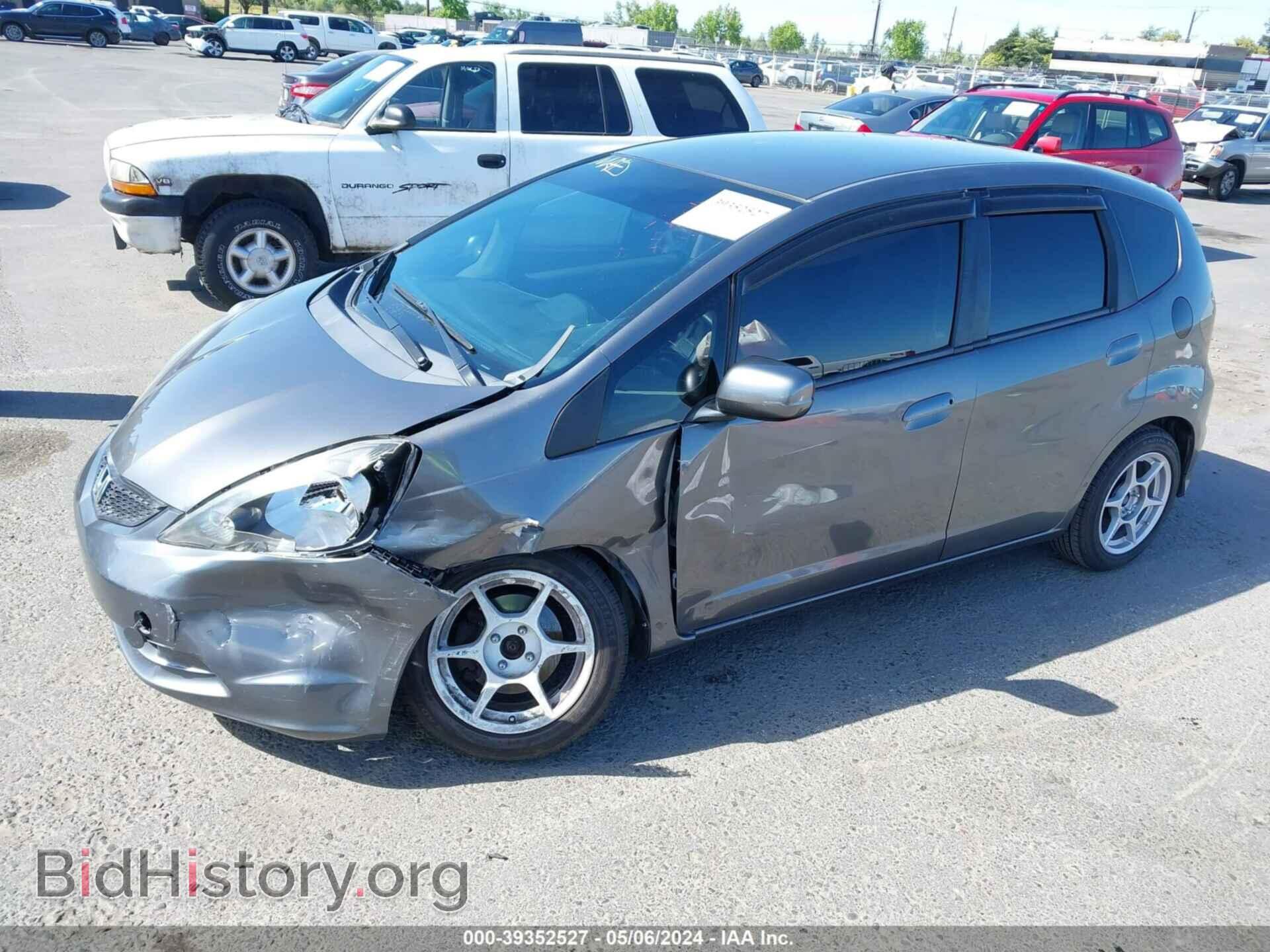 2013 HONDA FIT - VIN: JHMGE8H38DC017127 - Фото 2