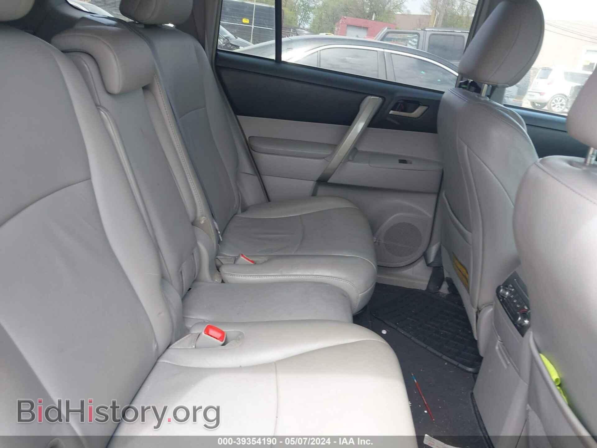 2011 TOYOTA HIGHLANDER - VIN: 5TDBK3EH4BS066554 - Фото 8
