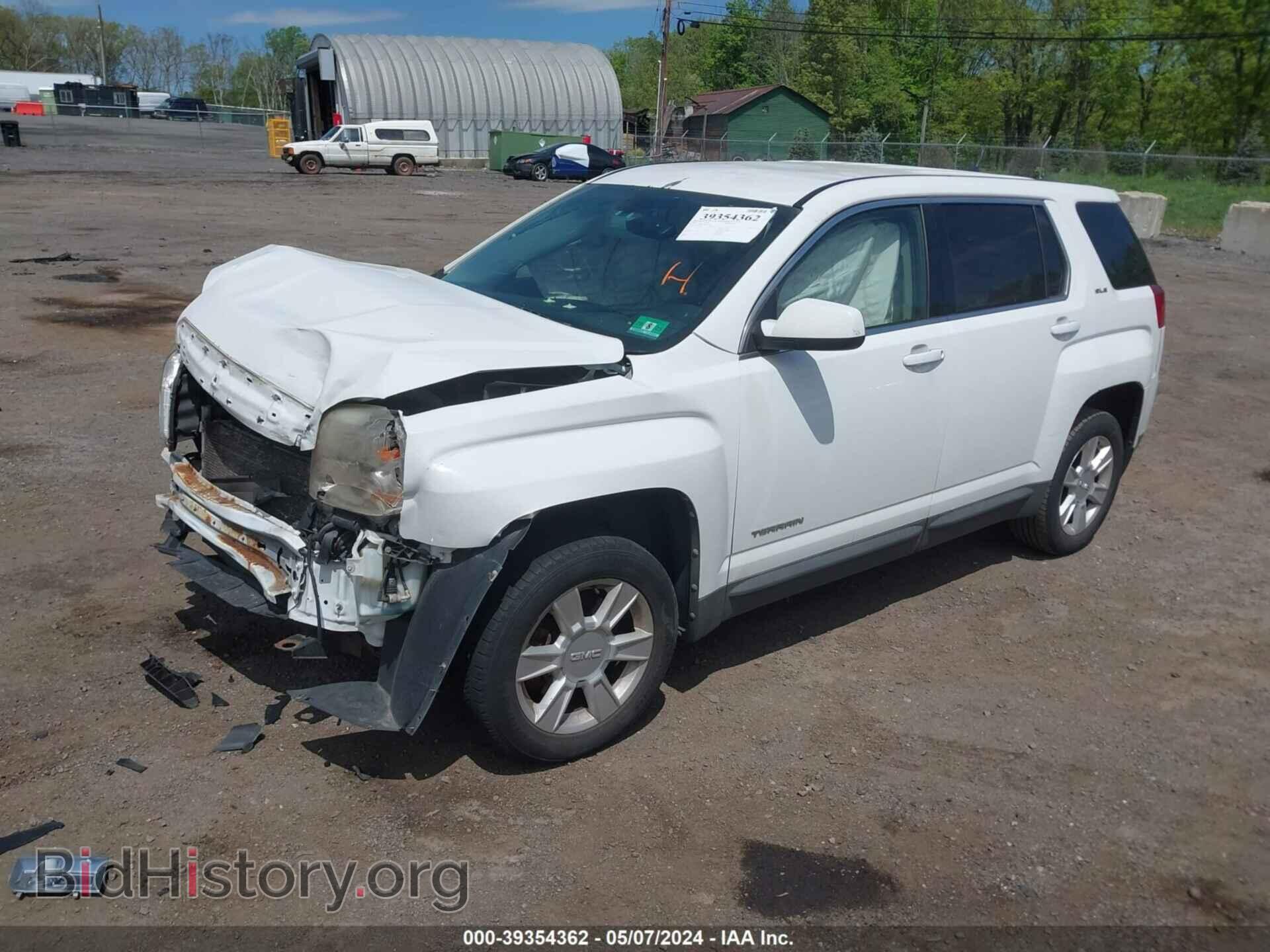 2011 GMC TERRAIN - VIN: 2CTALMEC5B6426383 - Photo 2