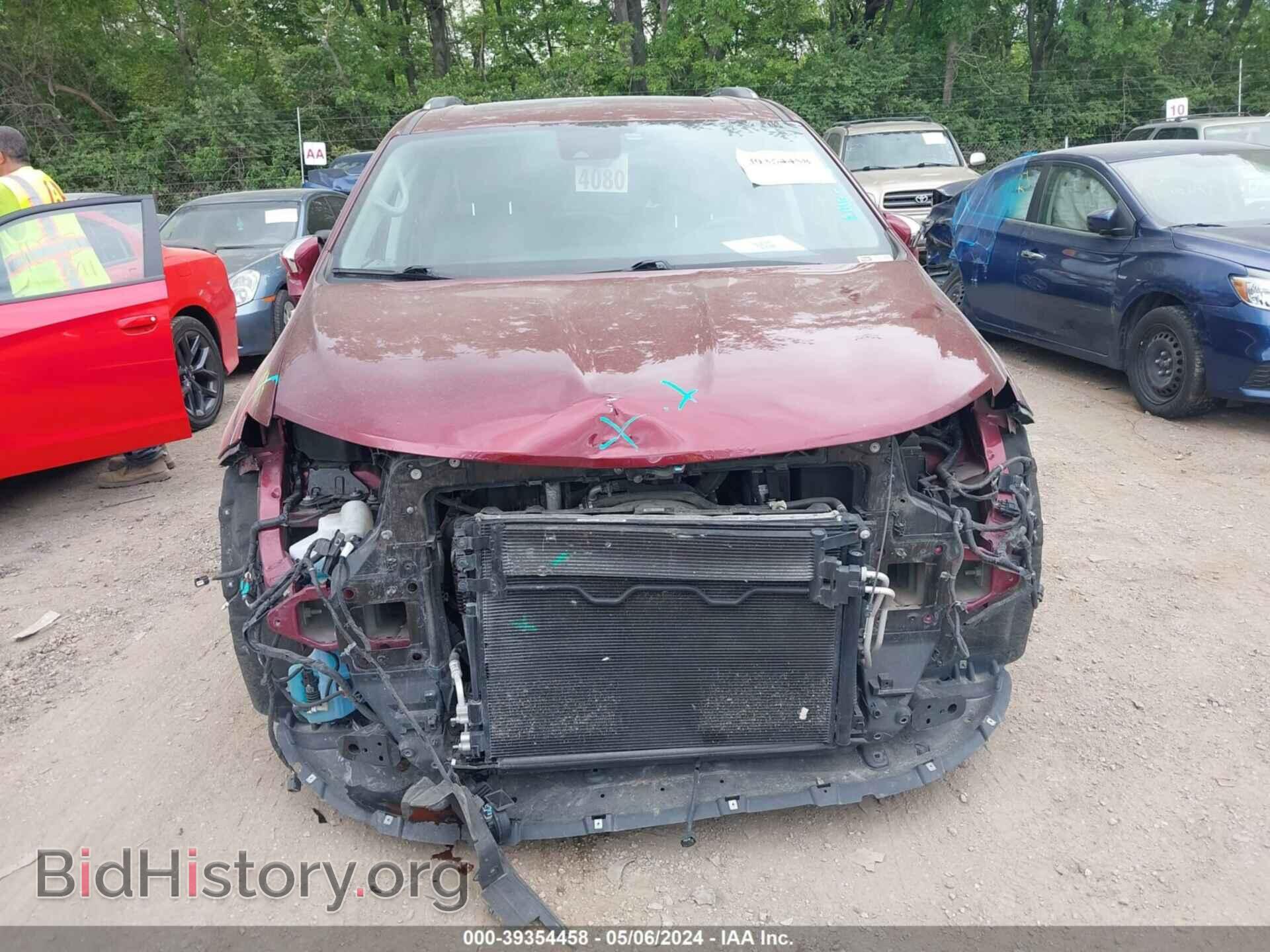 2018 CHRYSLER PACIFICA - VIN: 2C4RC1GG9JR247628 - Фото 12