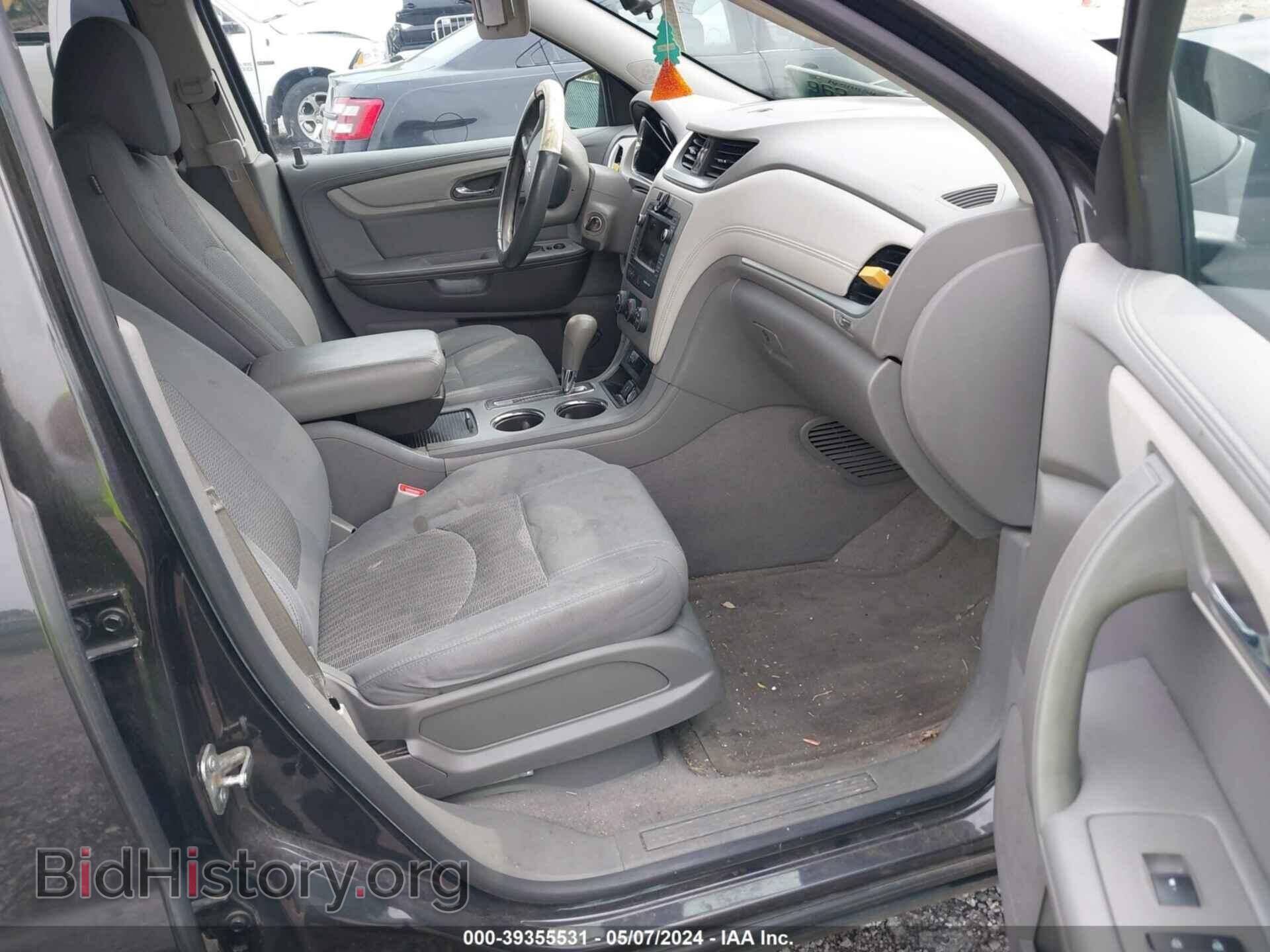2017 CHEVROLET TRAVERSE - VIN: 1GNKRFKD4HJ274560 - Фото 5