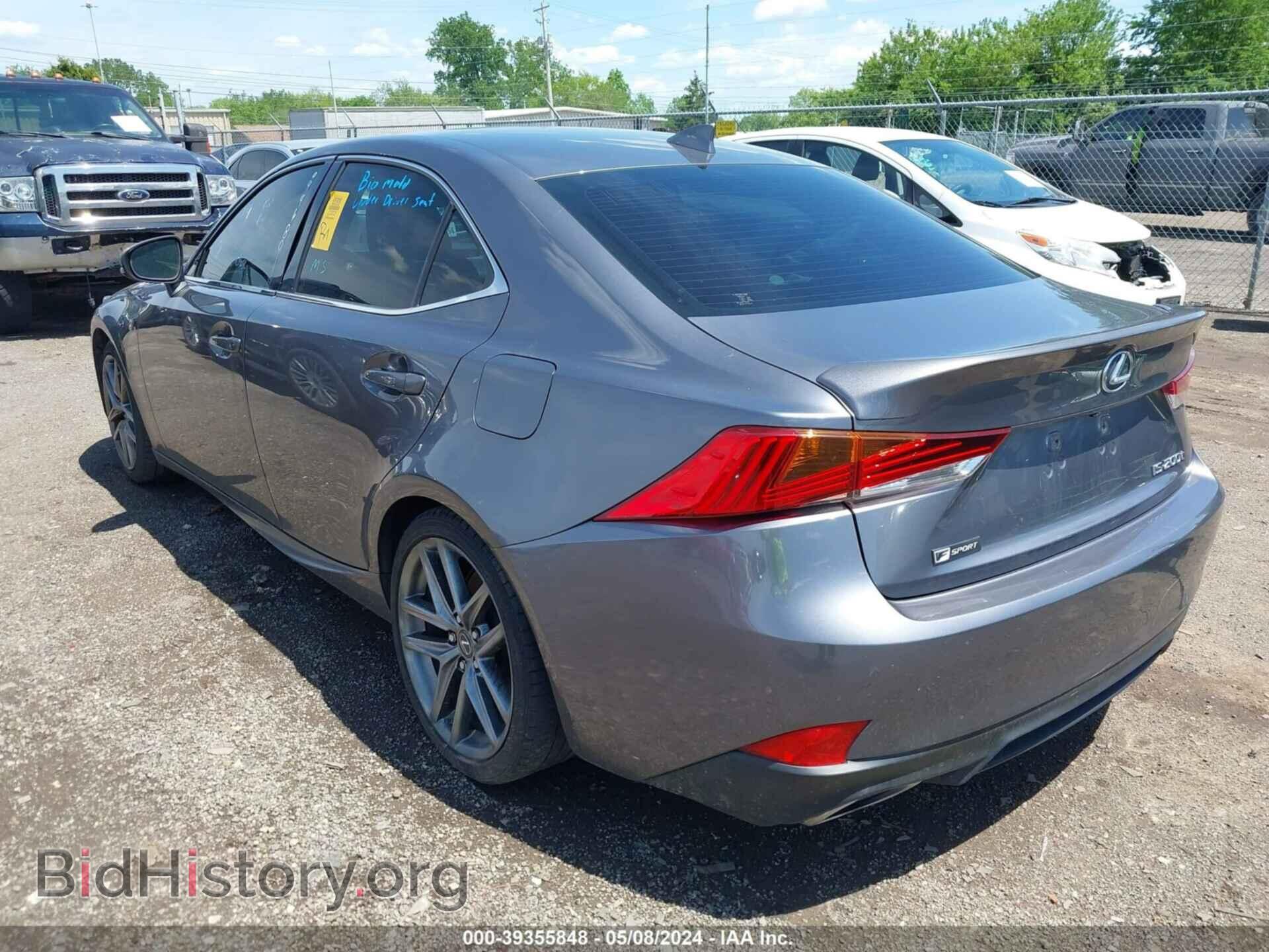 2017 LEXUS IS 200T - VIN: JTHBA1D27H5044680 - Фото 3
