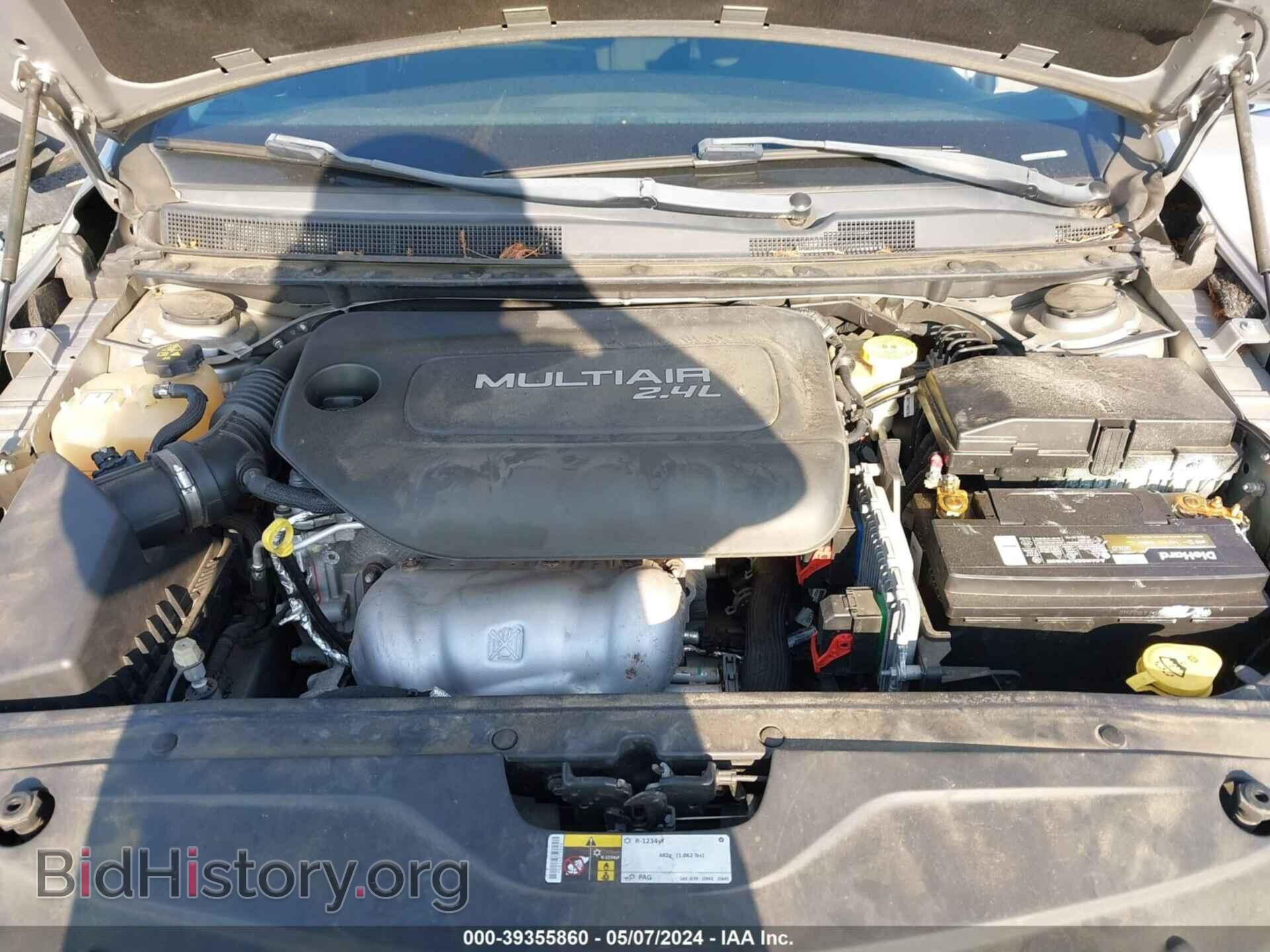 2015 CHRYSLER 200 - VIN: 1C3CCCAB6FN687197 - Фото 10