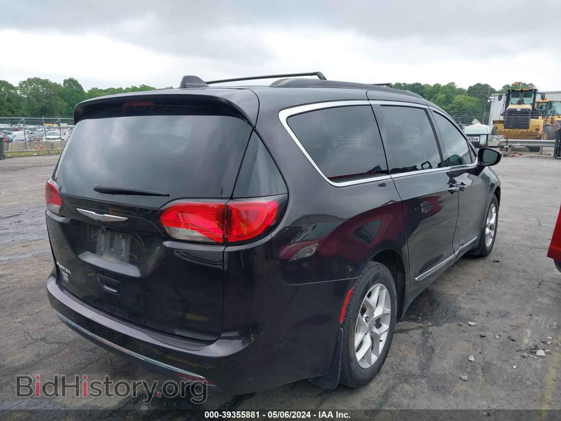 2017 CHRYSLER PACIFICA - VIN: 2C4RC1BG1HR608979 - Photo 4