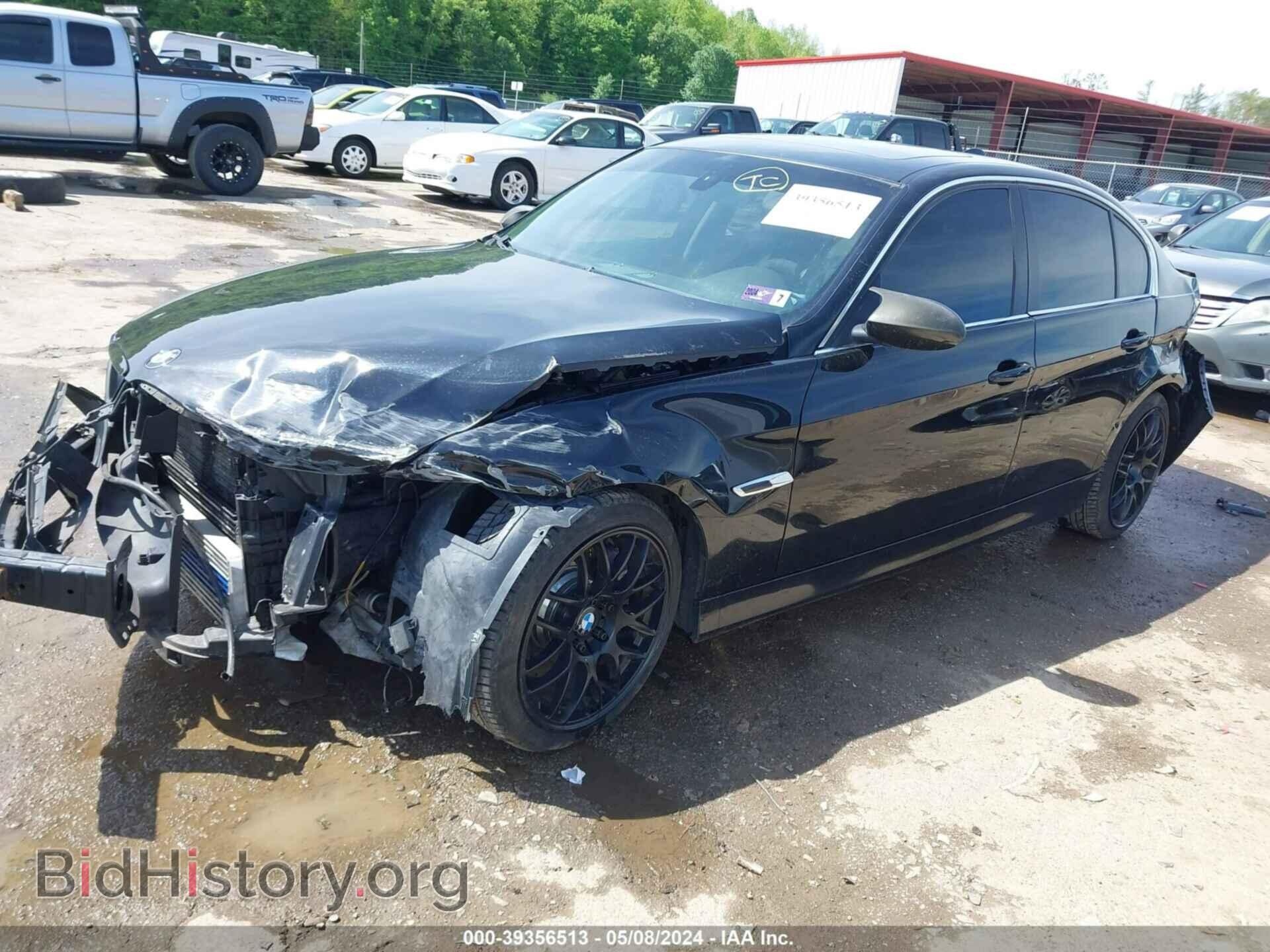 2007 BMW 335XI - VIN: WBAVD535X7A007764 - Photo 2