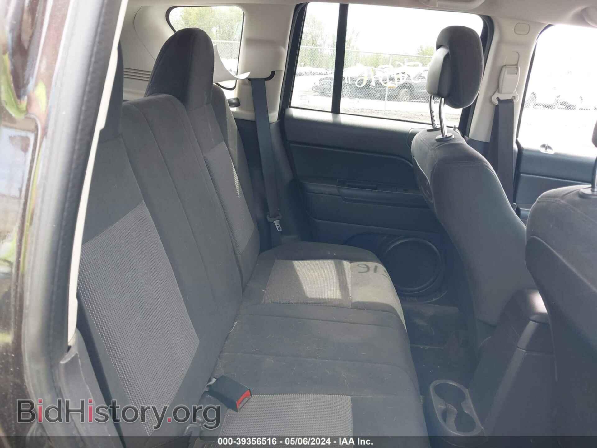 2014 JEEP COMPASS - VIN: 1C4NJDBBXED773860 - Фото 8