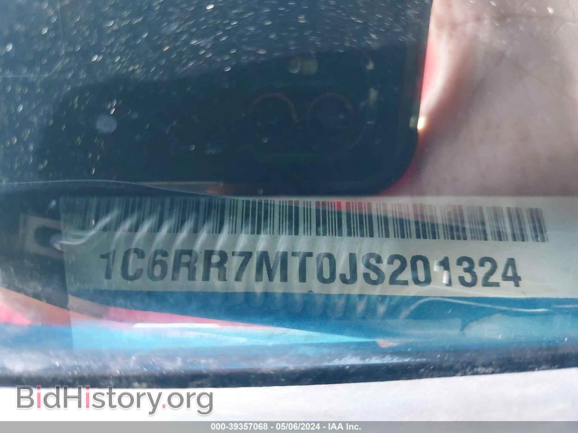 2018 RAM 1500 - VIN: 1C6RR7MT0JS201324 - Фото 9