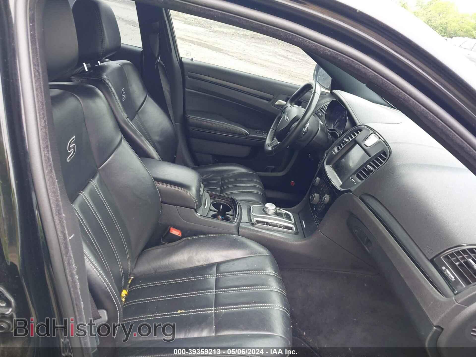 2016 CHRYSLER 300 - VIN: 2C3CCAGG2GH142552 - Photo 5