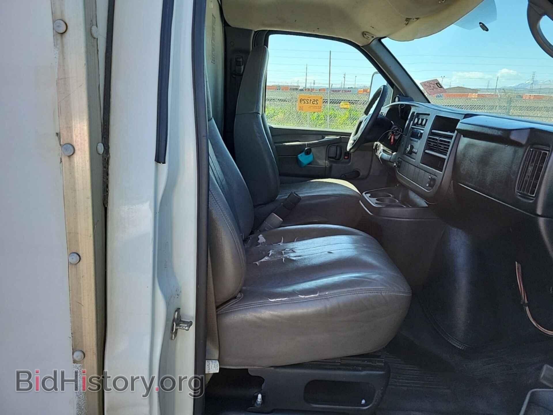 2008 GMC SAVANA - VIN: 1GDGG31C881910727 - Фото 32