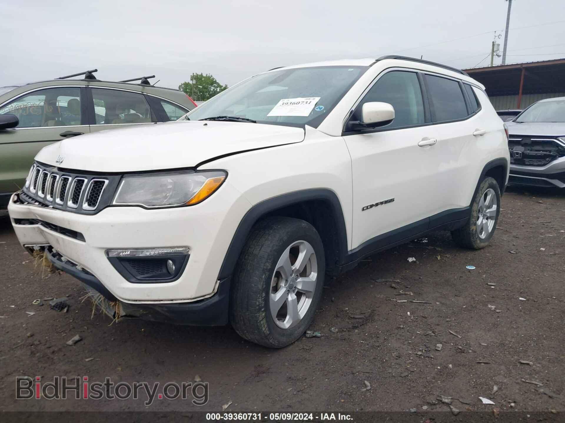 2018 JEEP COMPASS - VIN: 3C4NJDBB0JT270455 - Фото 2