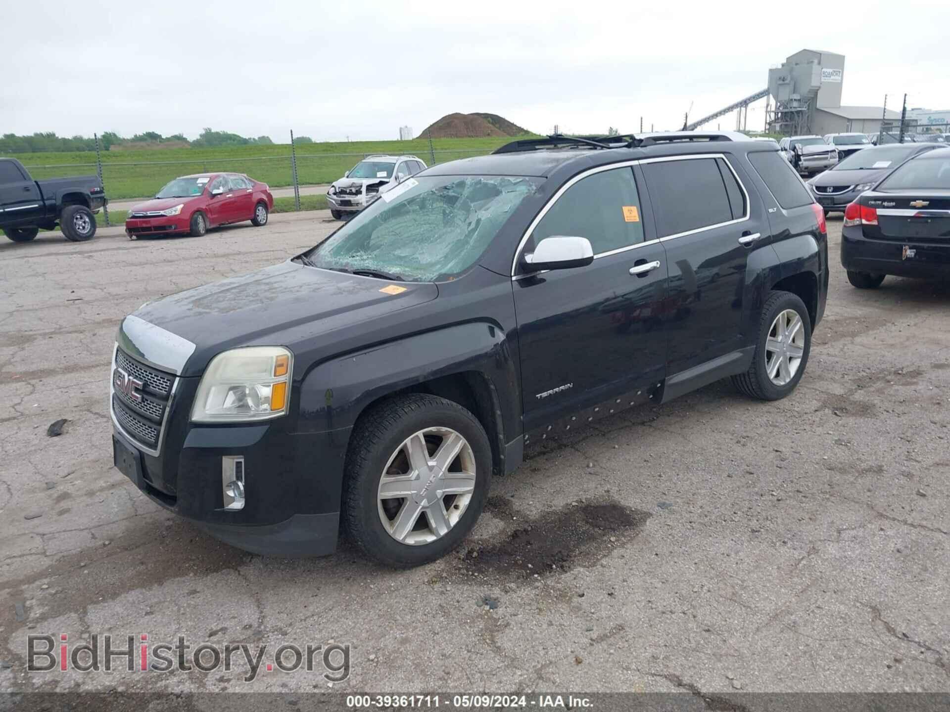 2011 GMC TERRAIN - VIN: 2CTALWEC9B6376003 - Photo 2