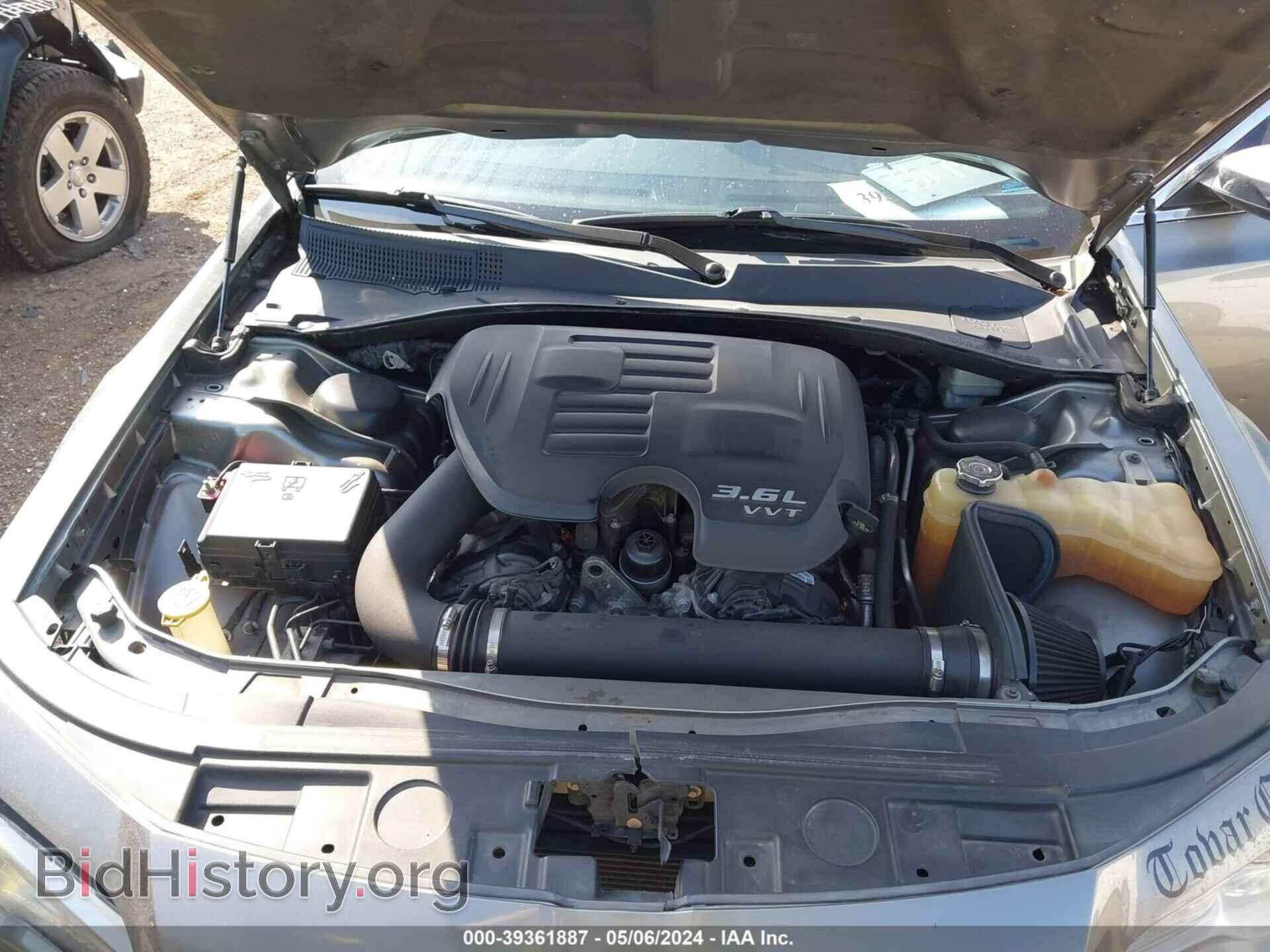 2012 CHRYSLER 300 - VIN: 2C3CCAAG2CH261527 - Фото 10