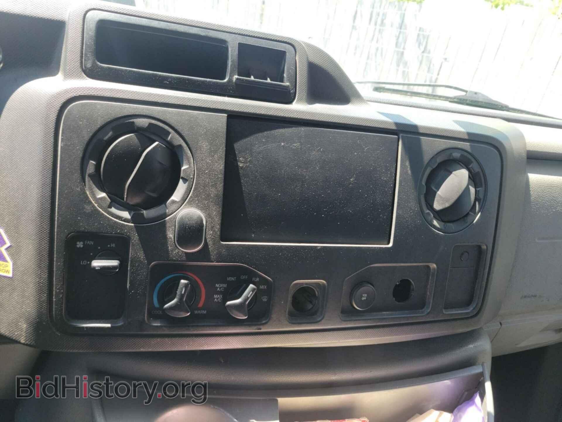 2010 FORD E-150 - VIN: 1FTNE1EW3ADA90667 - Фото 27