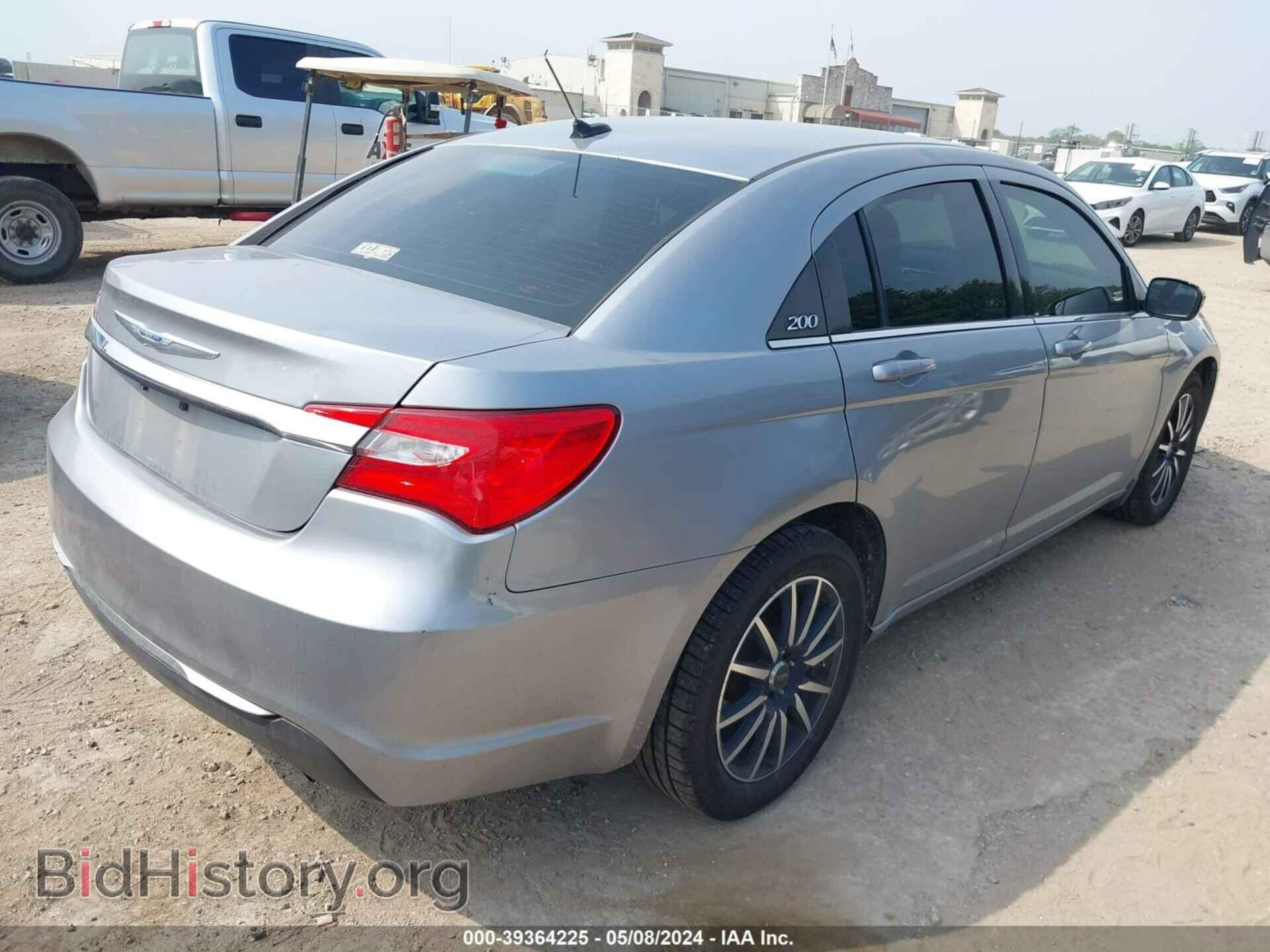 2014 CHRYSLER 200 - VIN: 1C3CCBAB4EN123718 - Photo 4