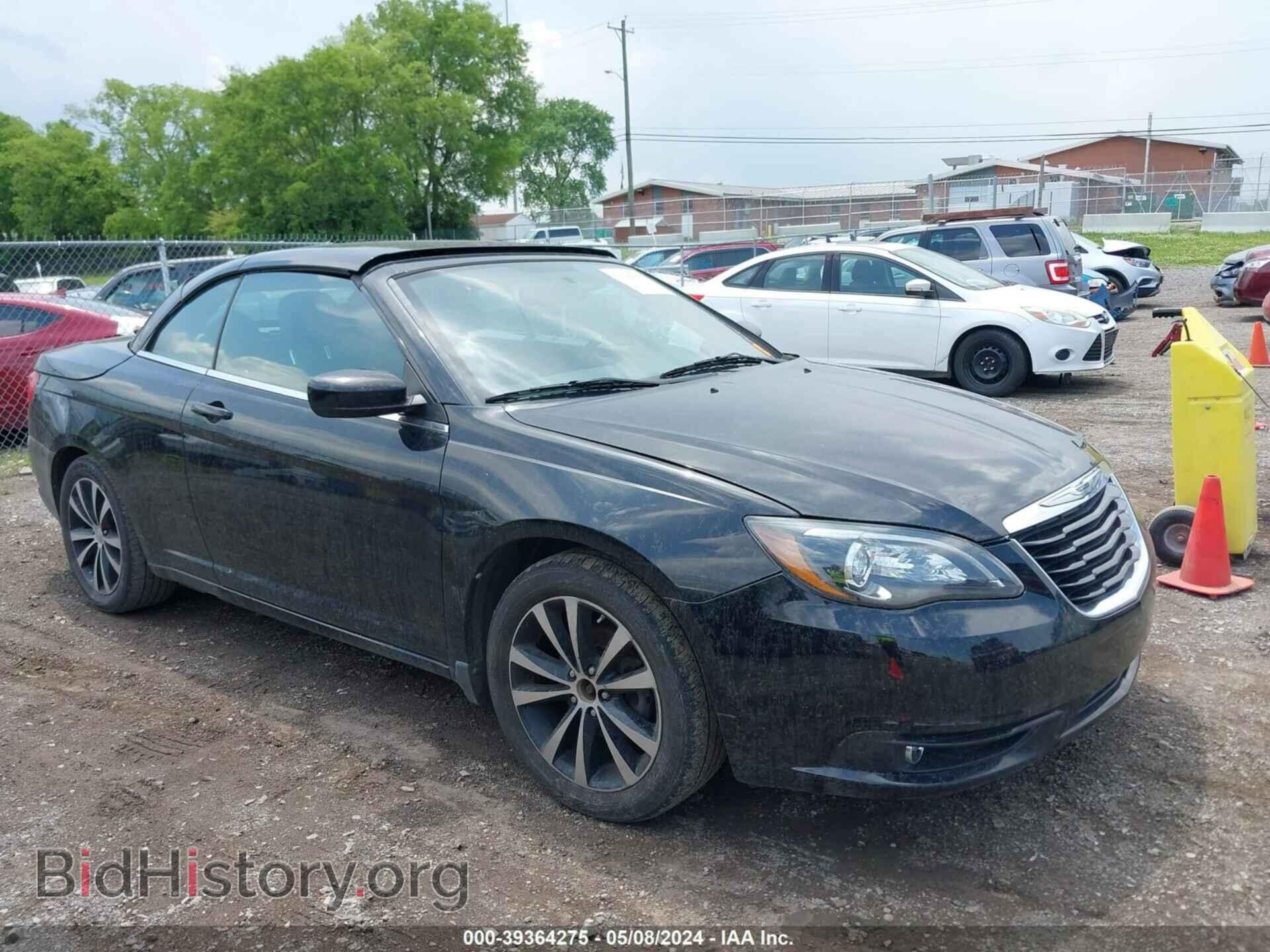 Photo 1C3BC8EGXBN600085 - CHRYSLER 200 2011