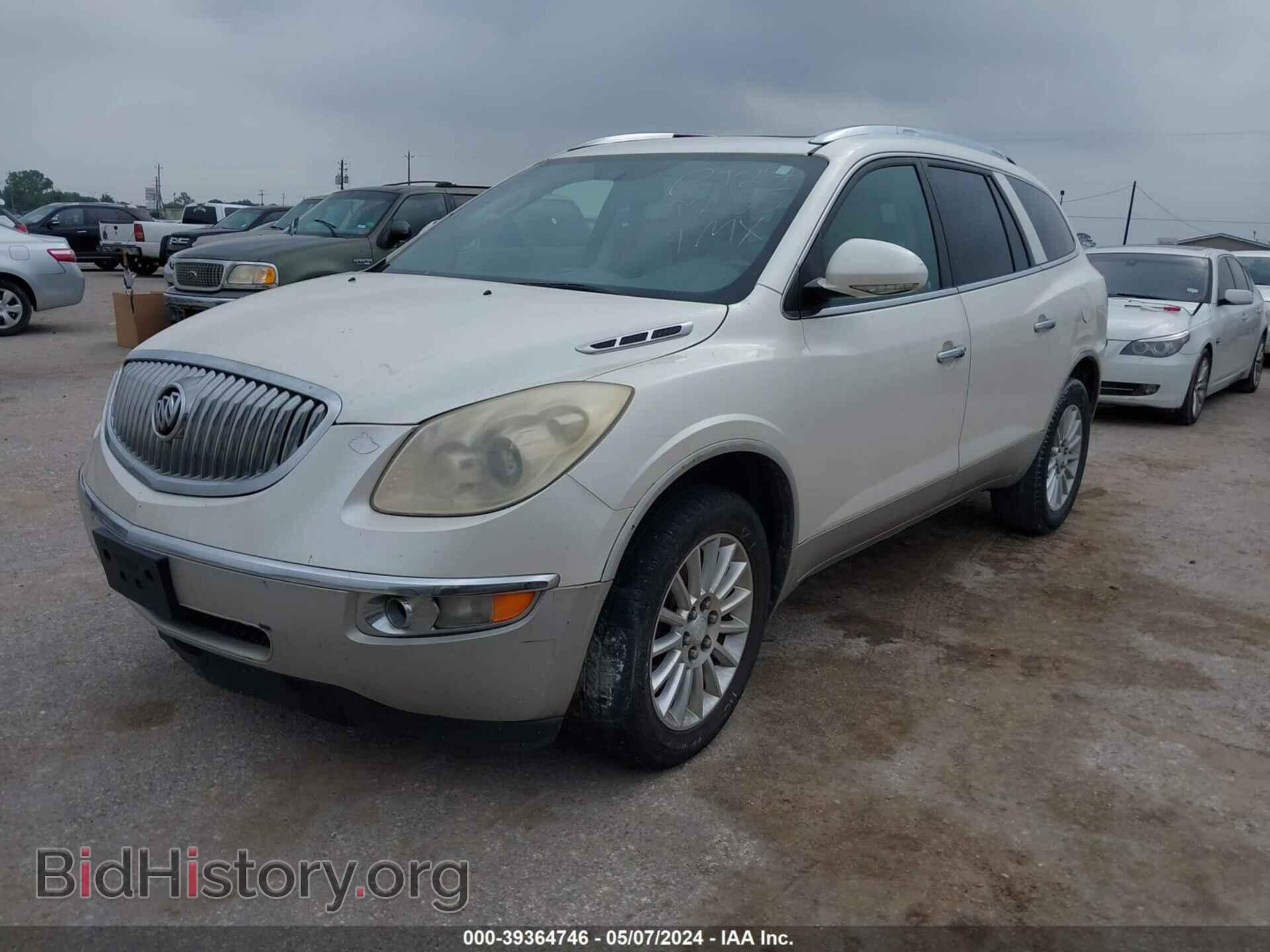 2011 BUICK ENCLAVE - VIN: 5GAKRBED5BJ279255 - Фото 2