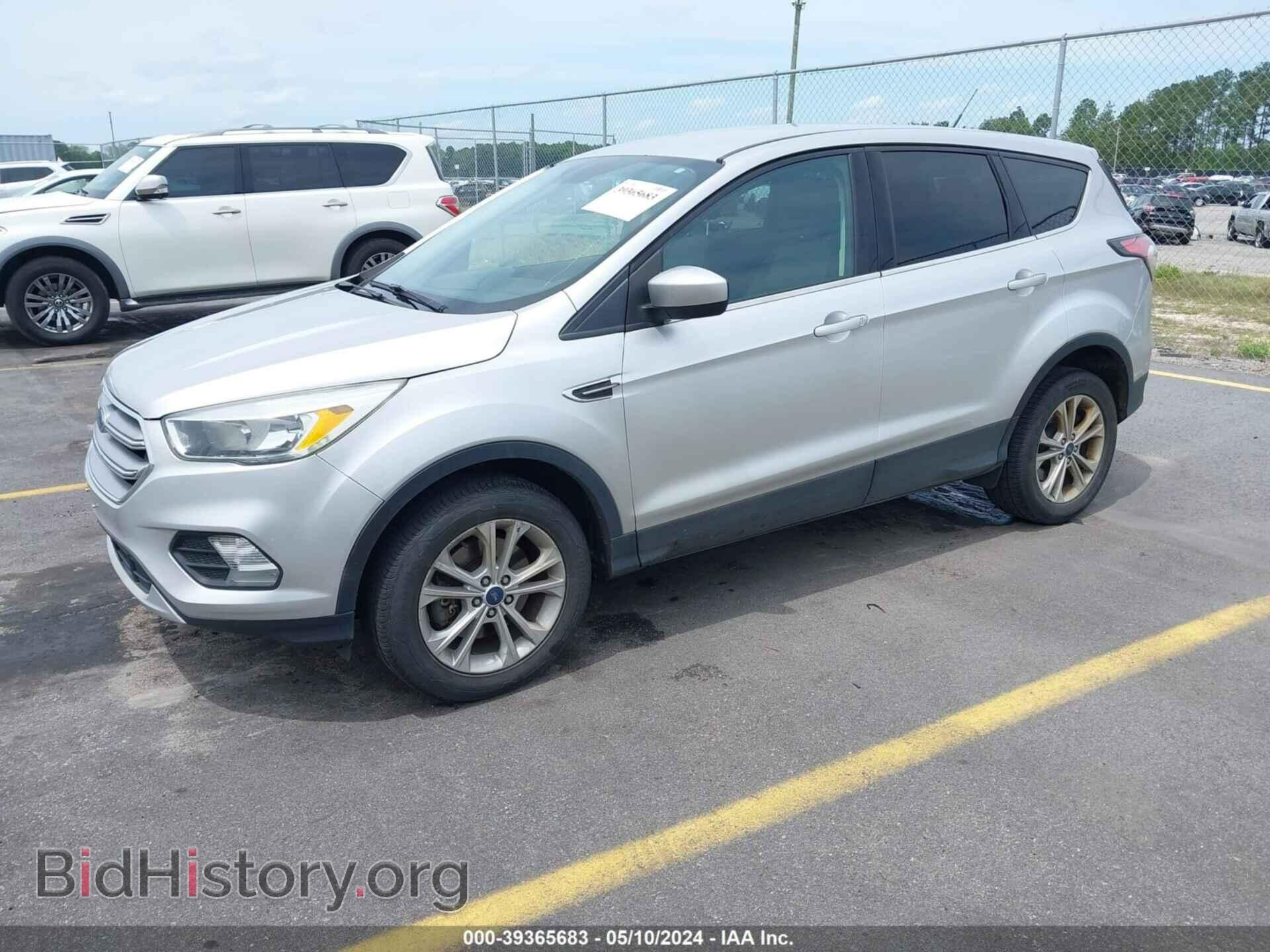 2017 FORD ESCAPE - VIN: 1FMCU9GD3HUB47931 - Фото 2