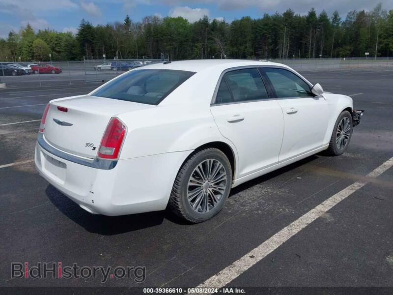 2012 Chrysler 300 (VIN 2C3CCAGG2CH238322) — фото 4 из 11