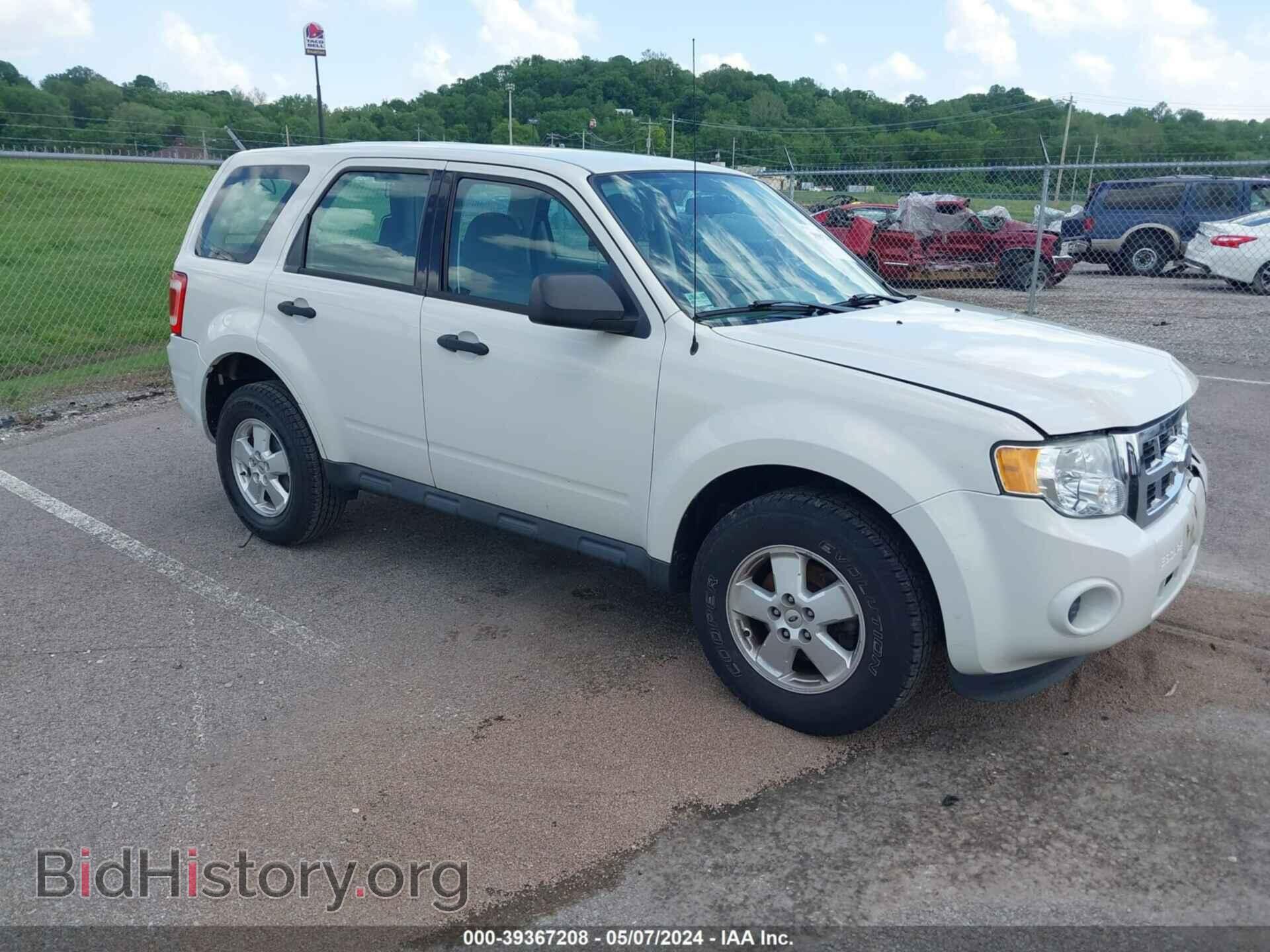 Фотография 1FMCU0C74BKC16673 - FORD ESCAPE 2011