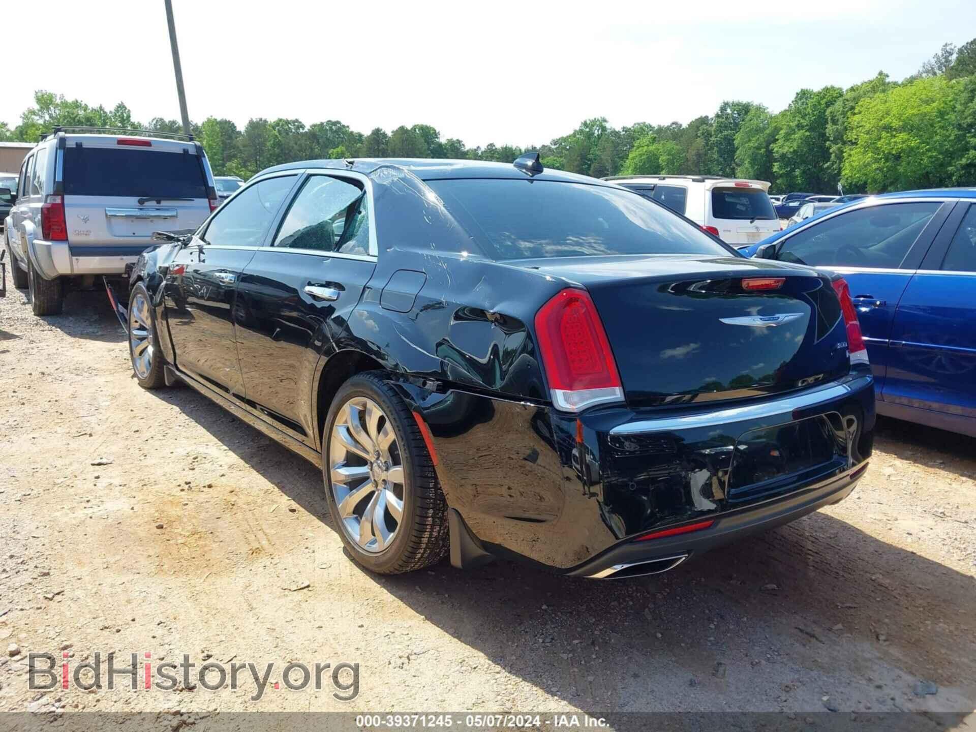 2019 CHRYSLER 300 - VIN: 2C3CCAEG9KH573286 - Фото 3