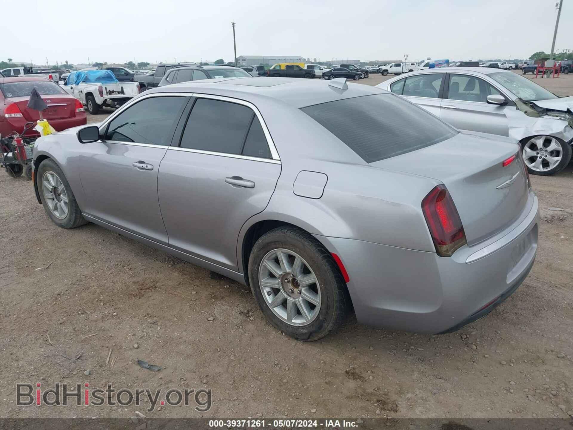 2015 CHRYSLER 300 - VIN: 2C3CCAAG9FH796620 - Фото 3