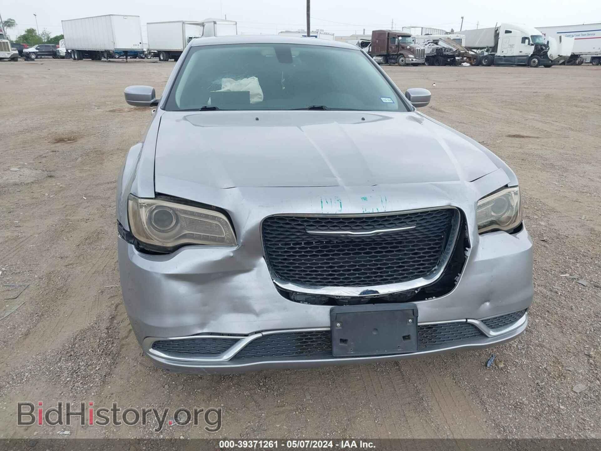 2015 CHRYSLER 300 - VIN: 2C3CCAAG9FH796620 - Фото 6