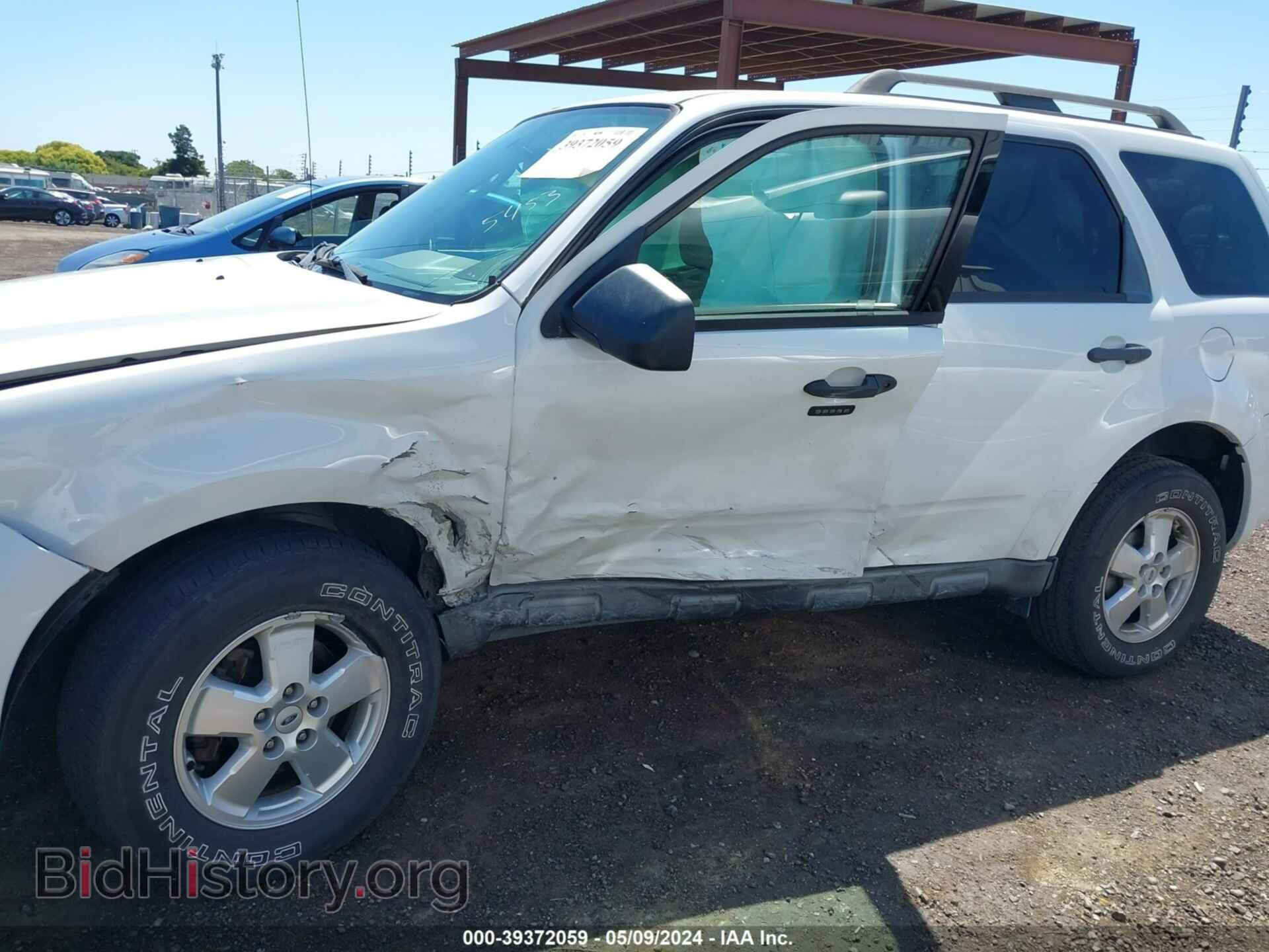 2011 FORD ESCAPE - VIN: 1FMCU0DG0BKB85453 - Фото 6