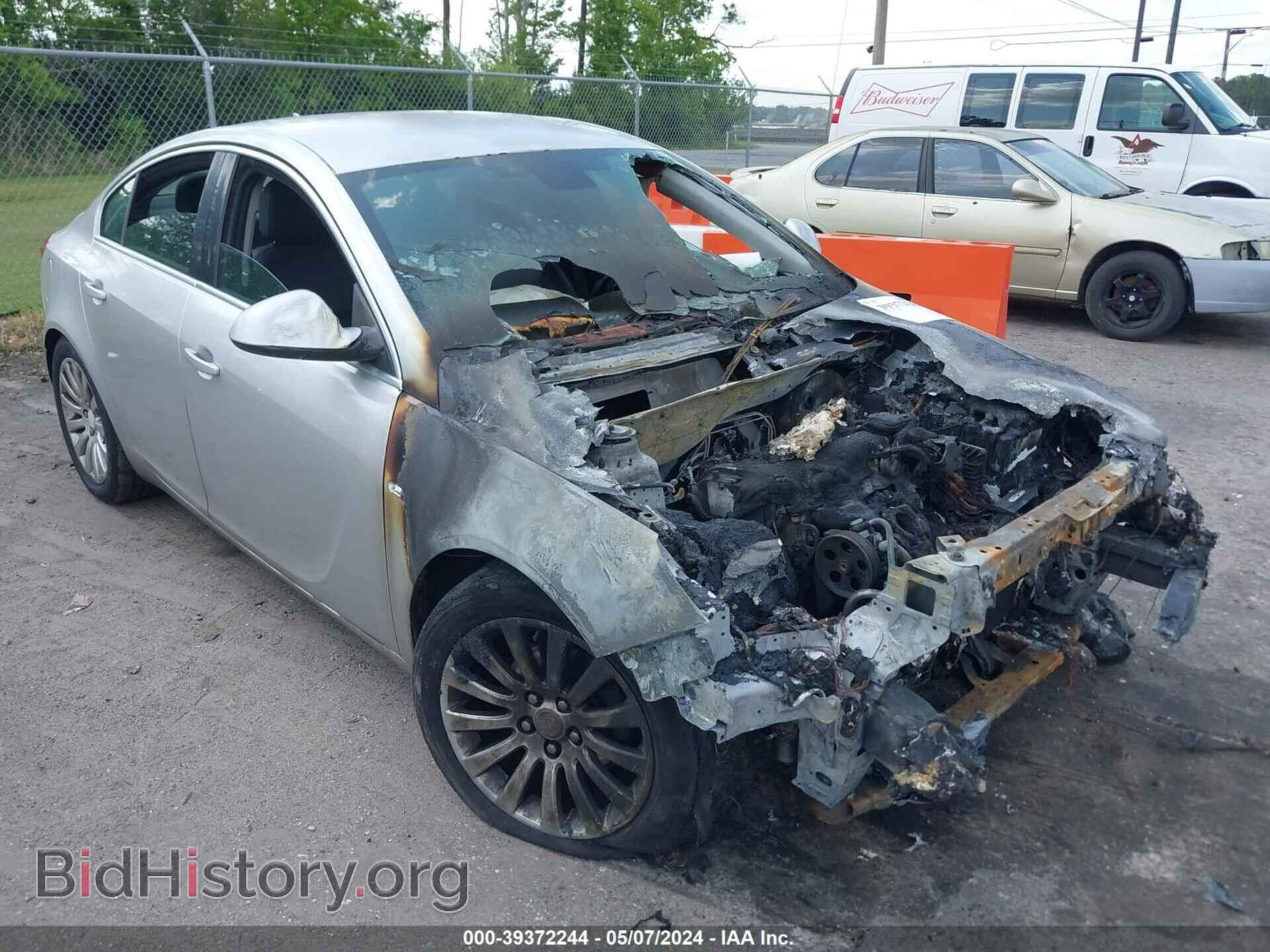 Photo W04GN5EC7B1069551 - BUICK REGAL 2011